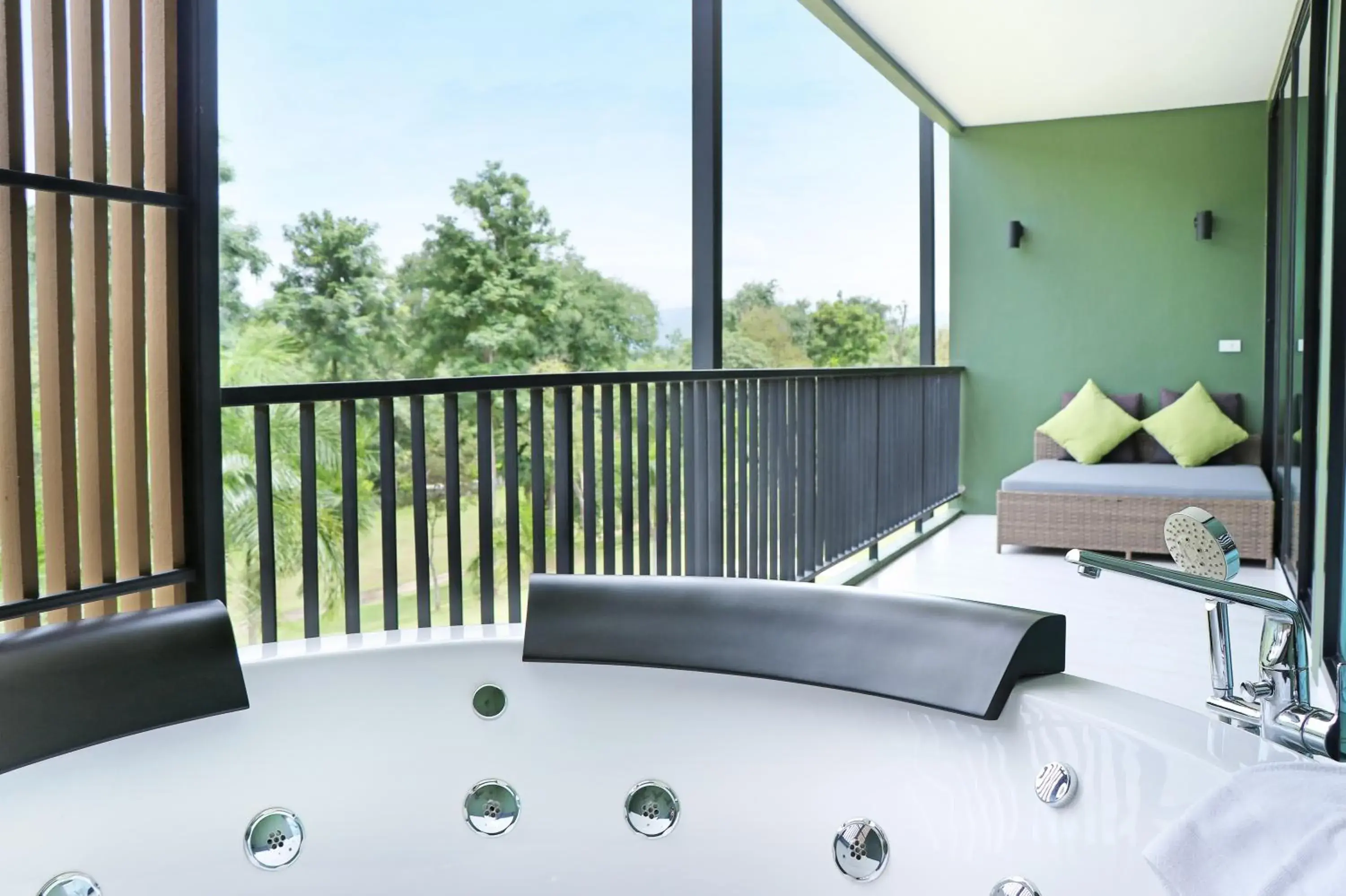 Hot Tub, Bed in Mida Resort Kanchanaburi - SHA PLUS Hot Tub, Bed in Mida Resort Kanchanaburi - SHA PLUS