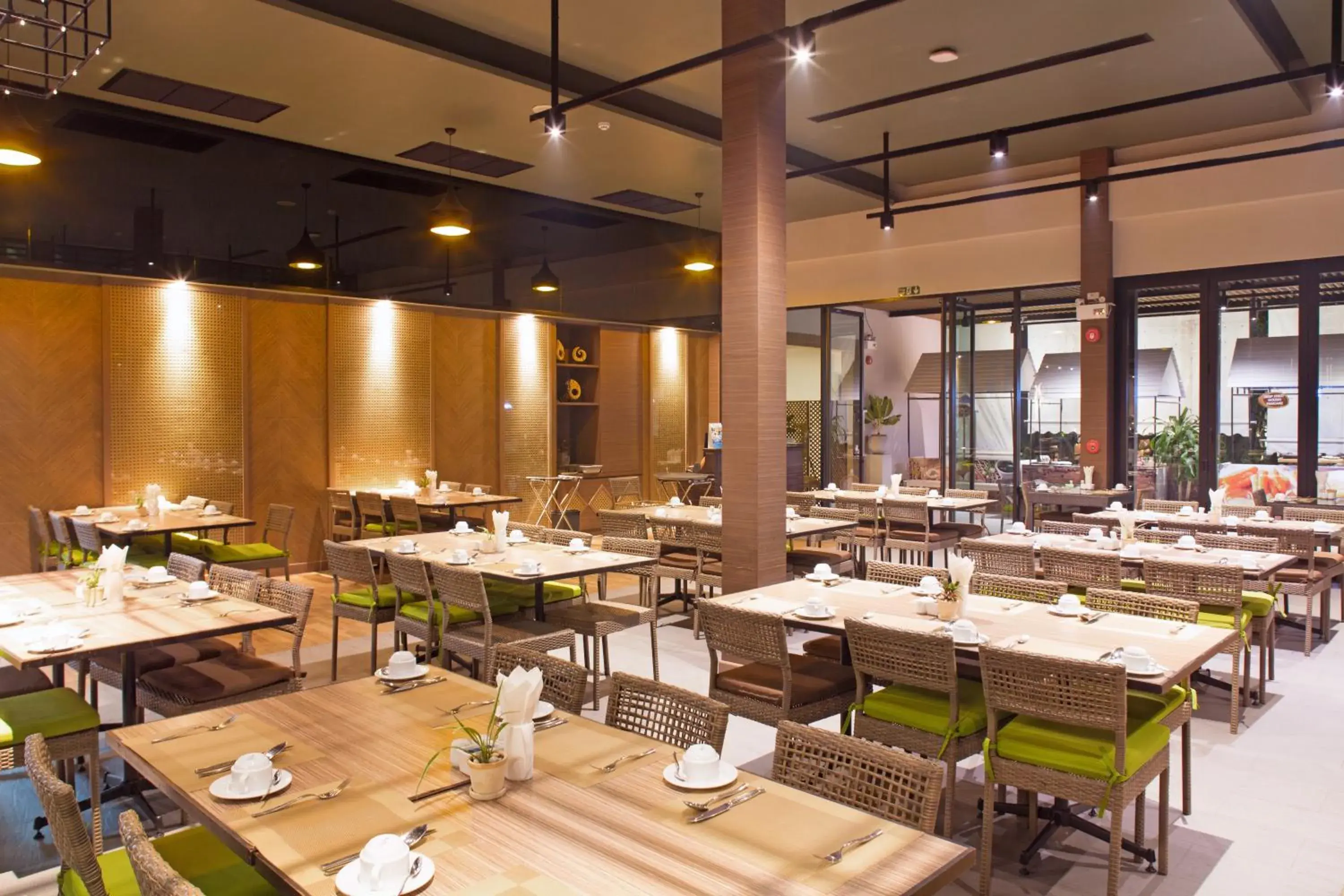 Restaurant/places to eat in Mida Resort Kanchanaburi - SHA PLUS Restaurant/places to eat in Mida Resort Kanchanaburi - SHA PLUS