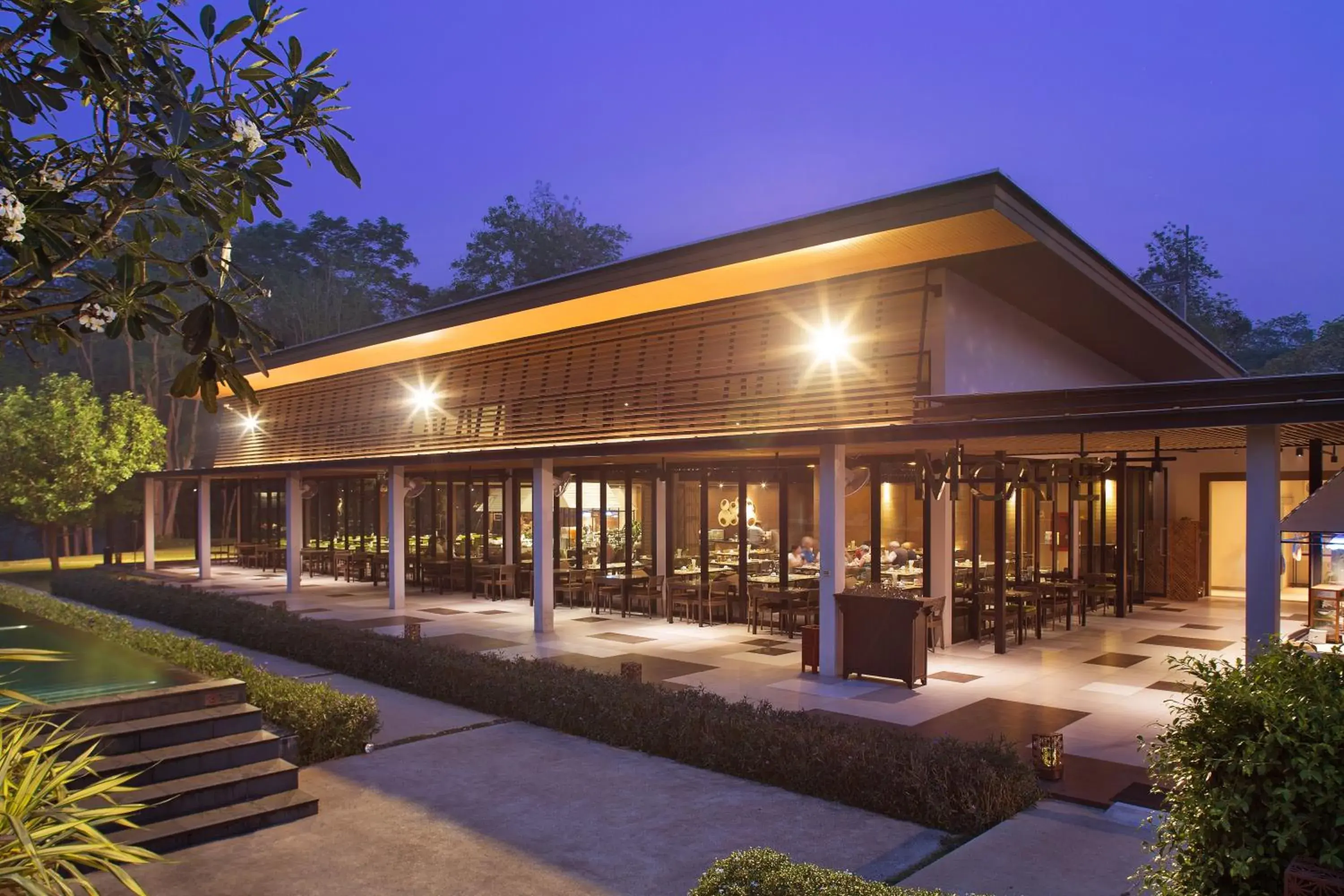 Restaurant/places to eat in Mida Resort Kanchanaburi - SHA PLUS Restaurant/places to eat in Mida Resort Kanchanaburi - SHA PLUS