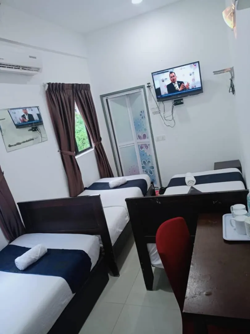 Bed in Max Ferringhi Hotel