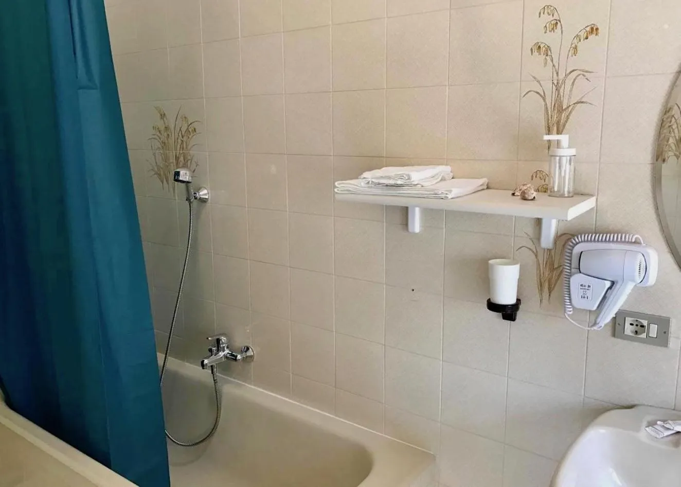 Bathroom in AmoRosita