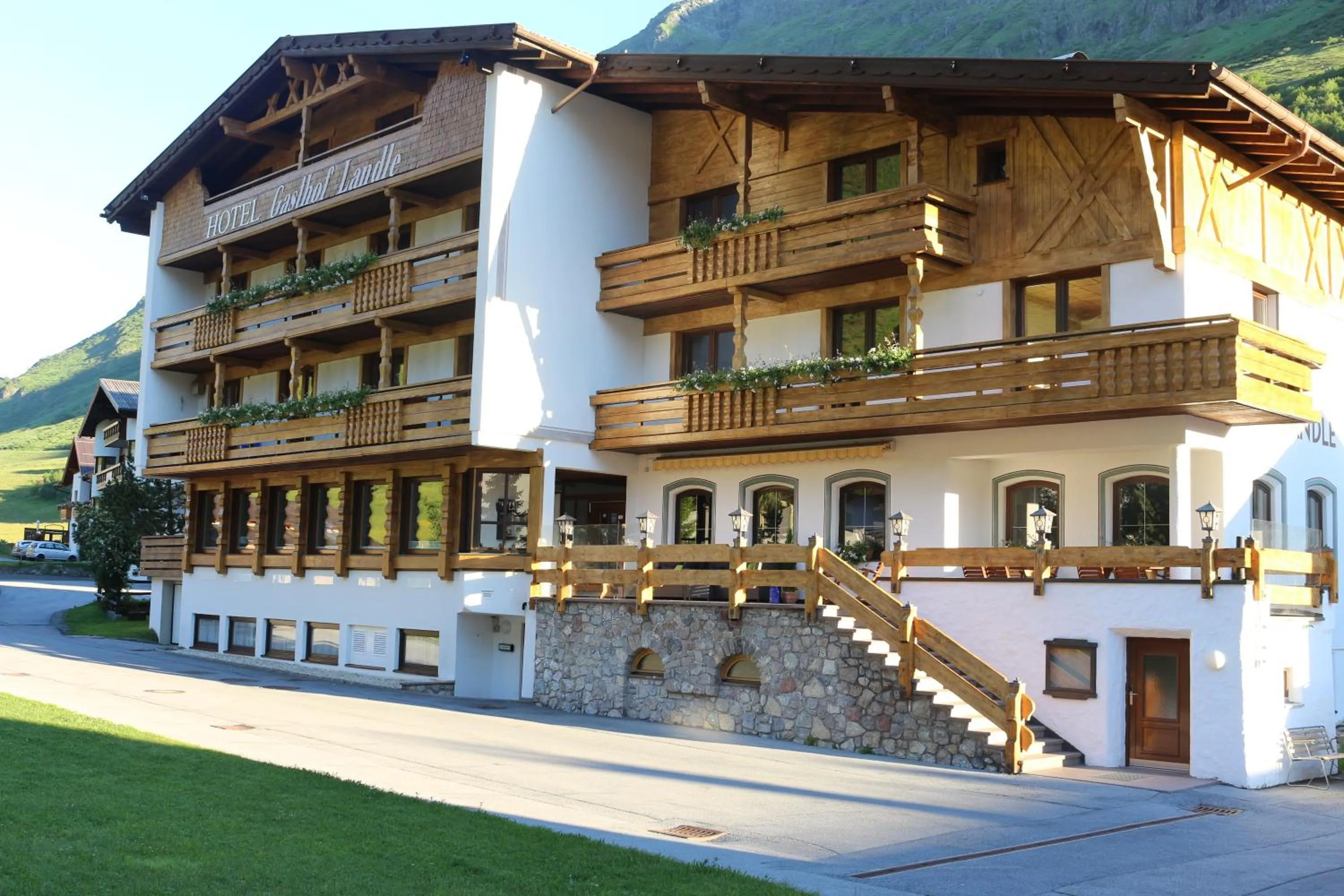 Facade/entrance in Hotel Landle