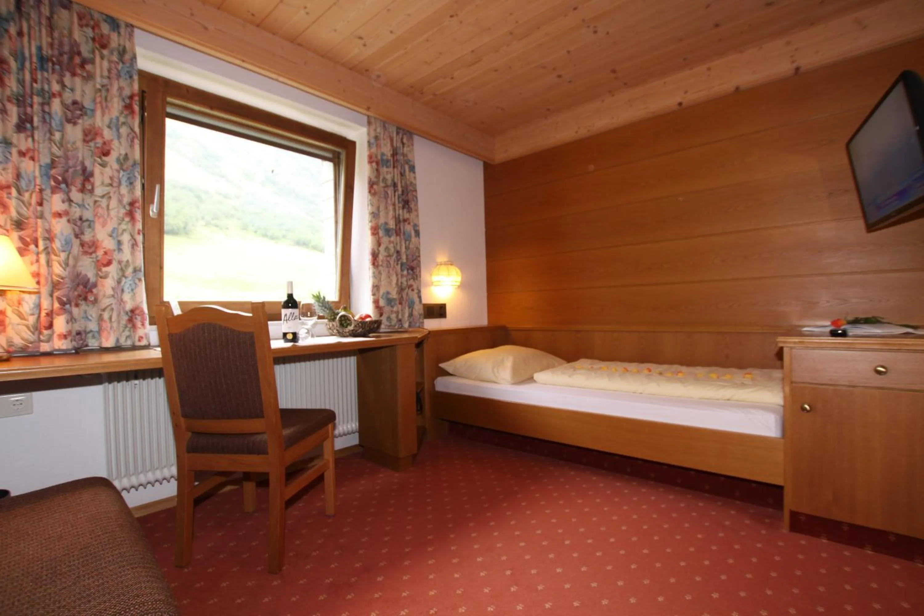 Bedroom in Hotel Landle