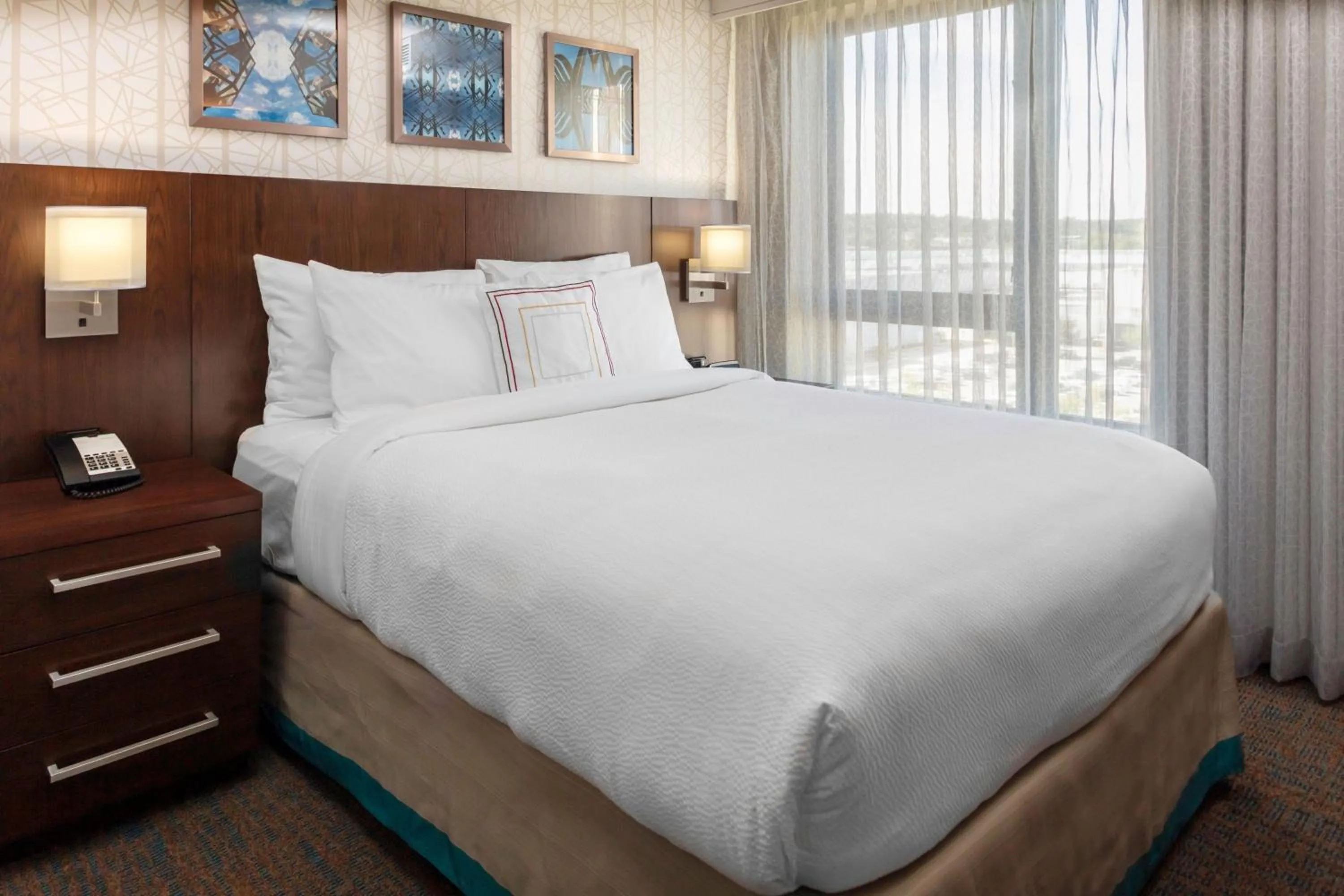 Bedroom, Bed in Residence Inn by Marriott Boston Burlington