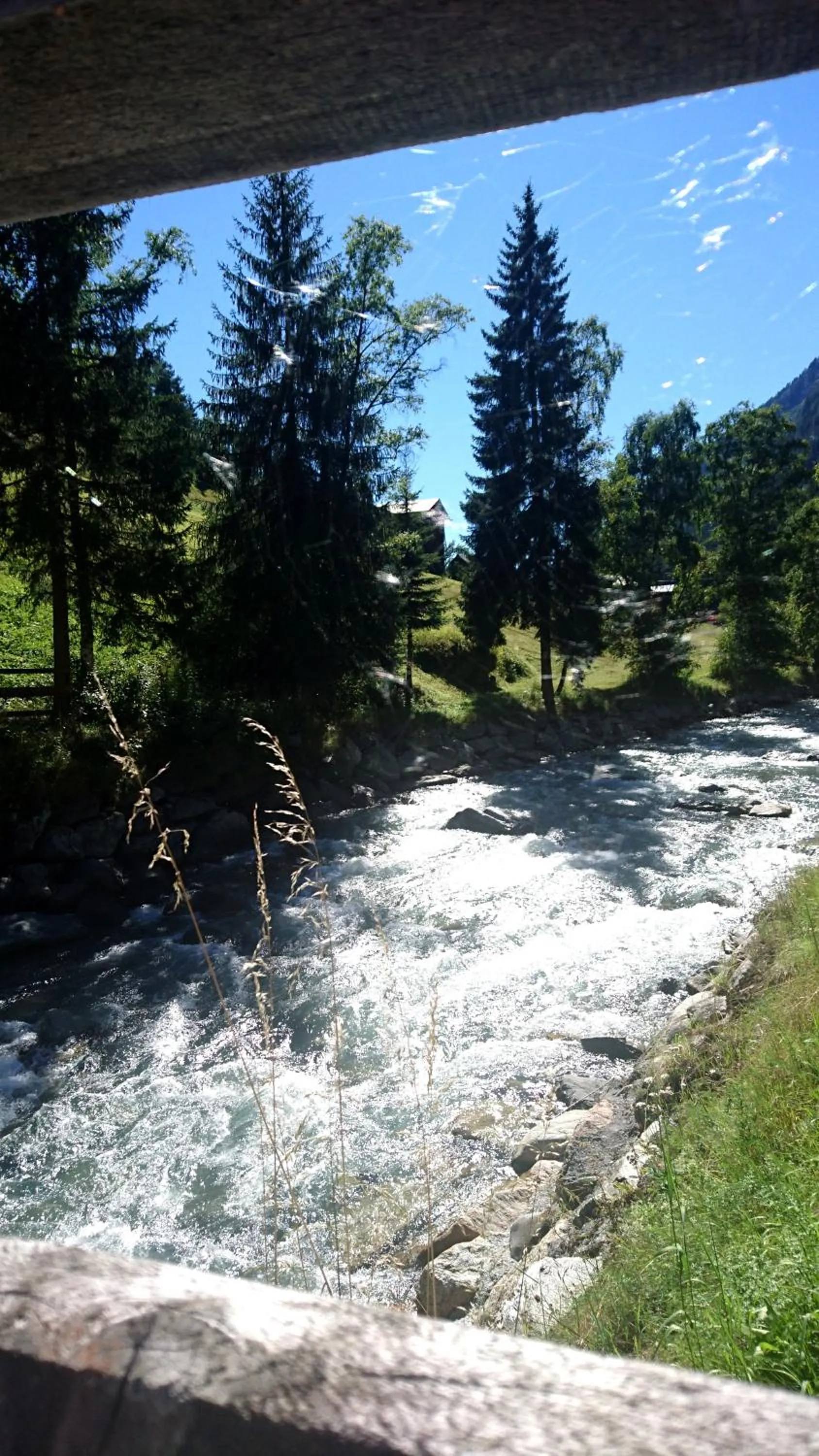 Day in Hotel Höllroah