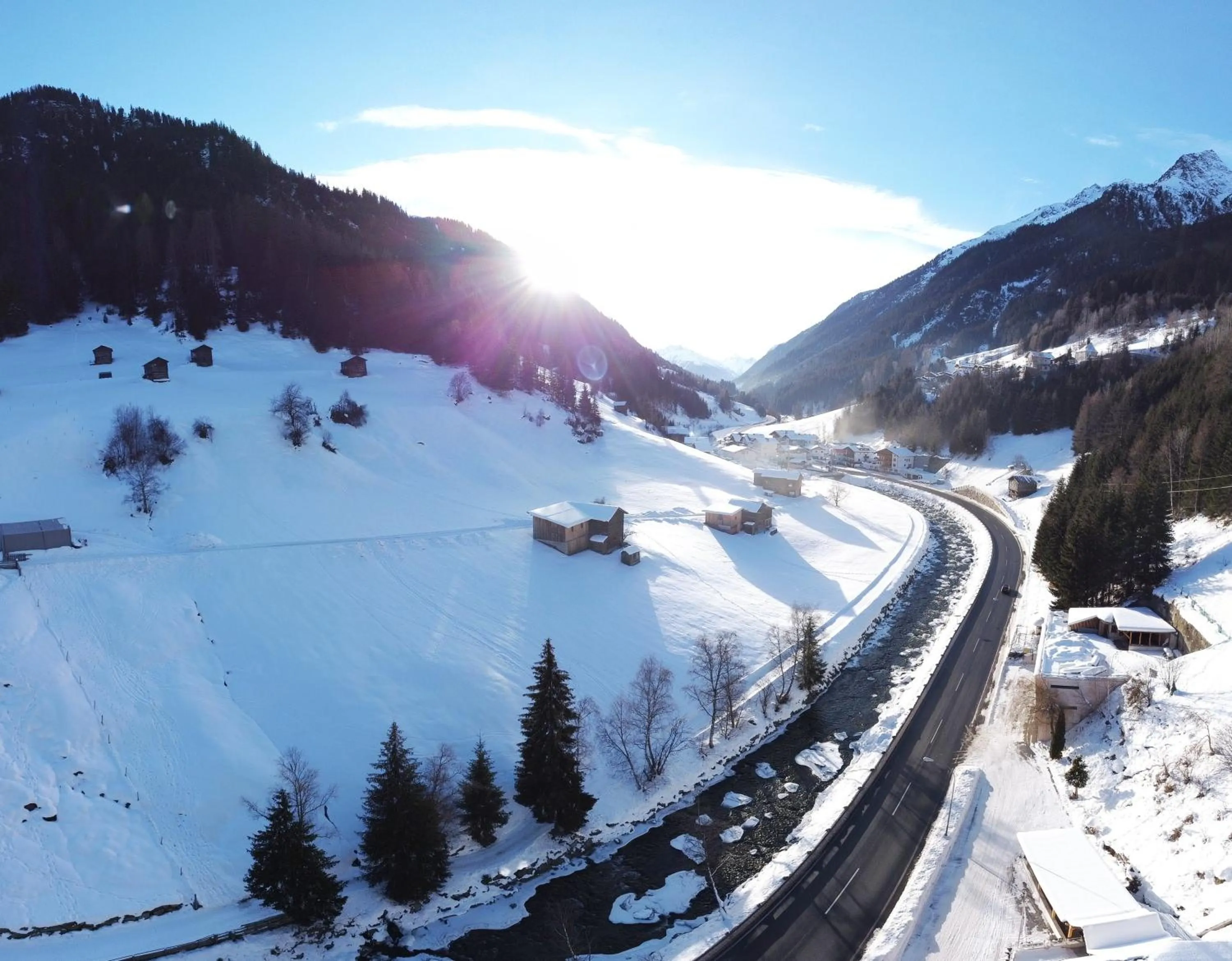 Day in Hotel Höllroah