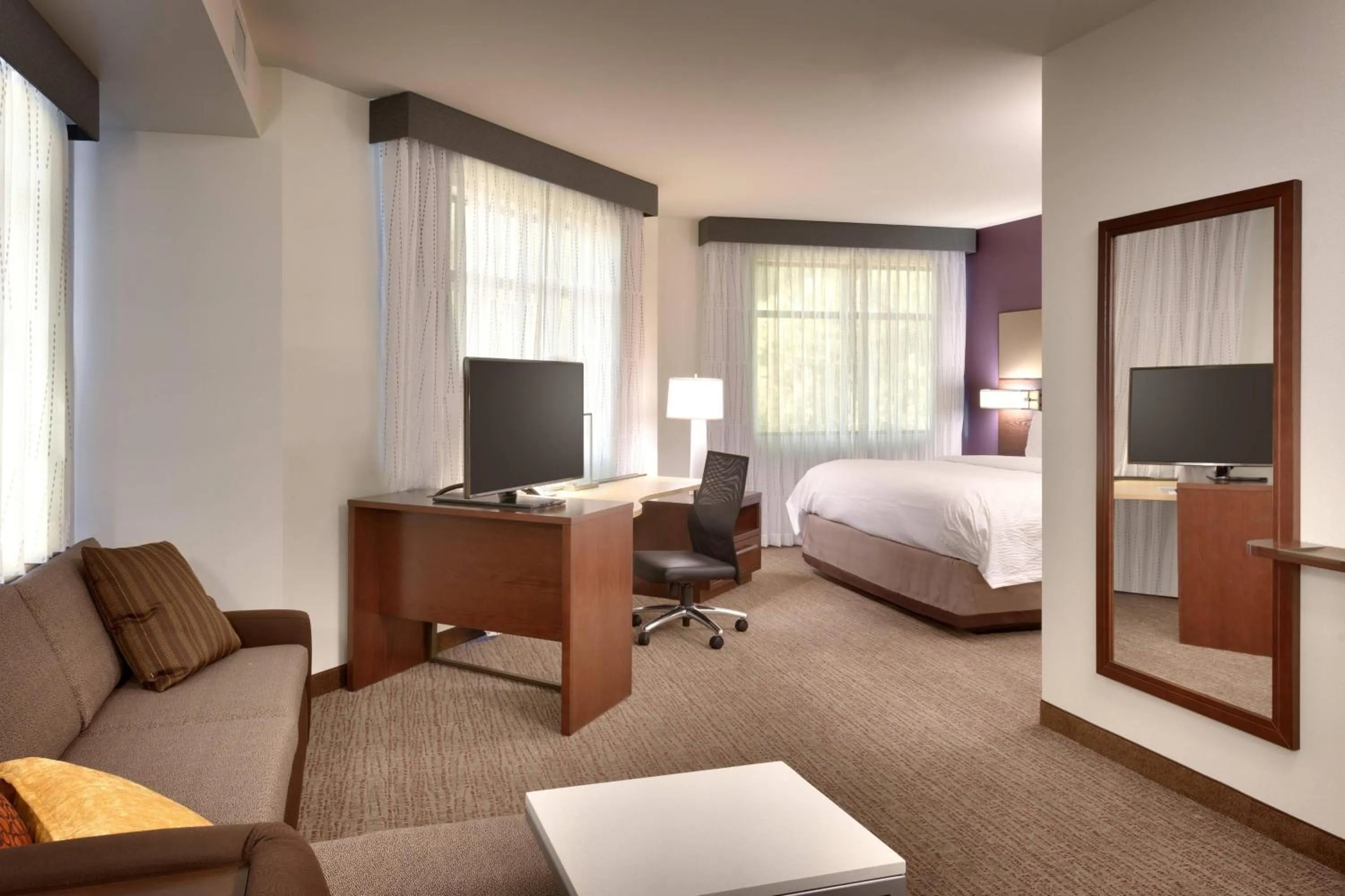 Living room, Bed in Residence Inn by Marriott Flagstaff