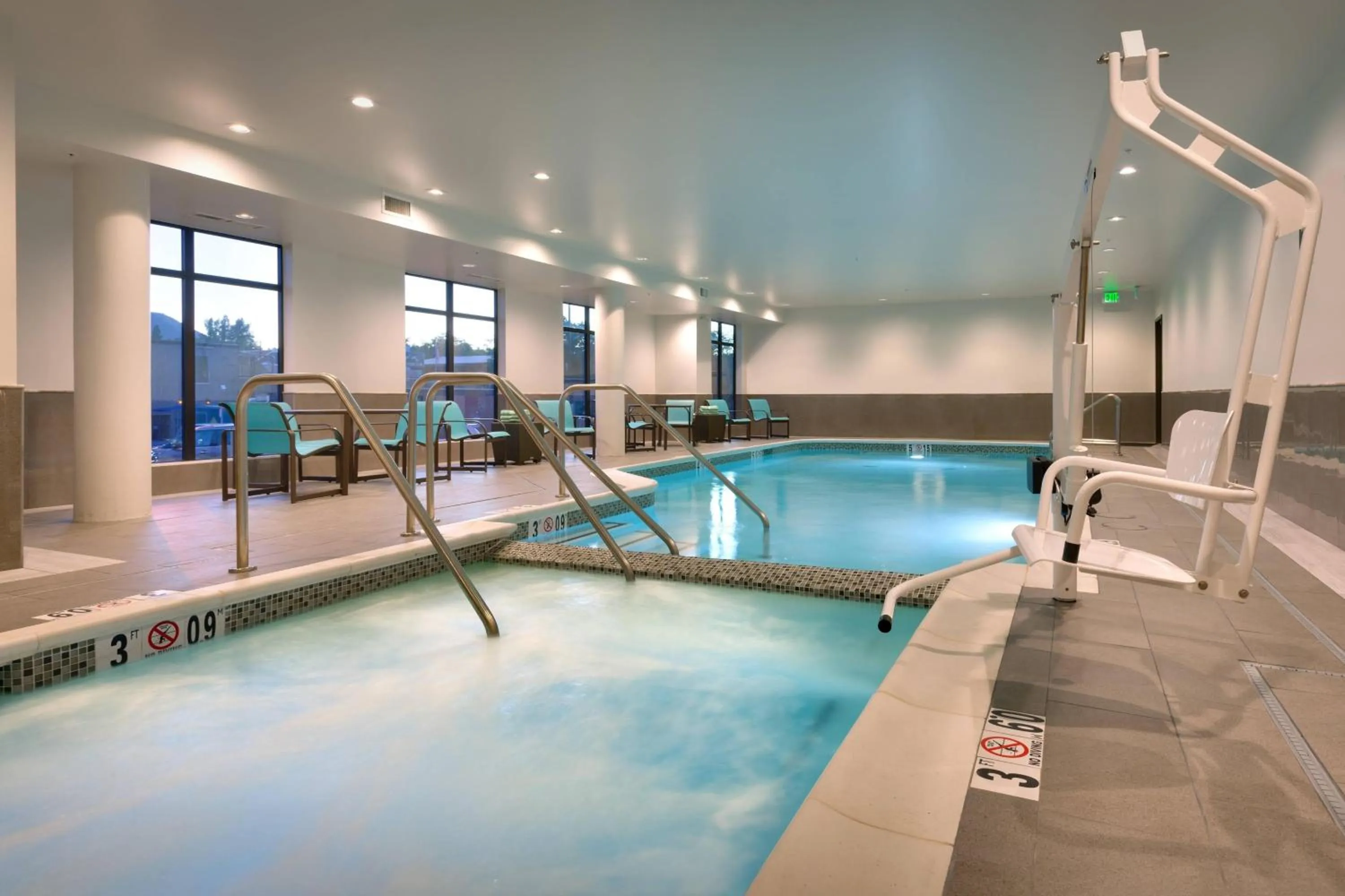 Swimming pool in Residence Inn by Marriott Flagstaff