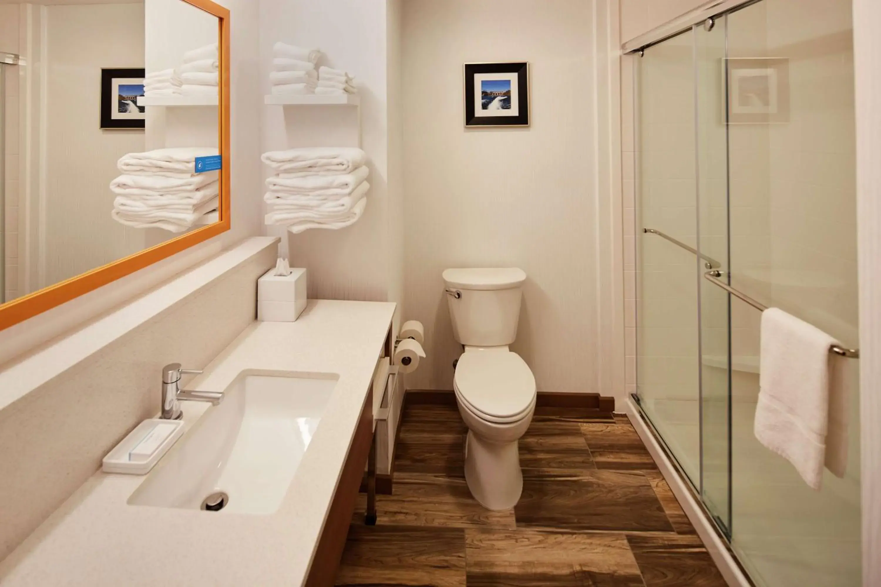 Bathroom in Hampton Inn Parker, AZ Bathroom in Hampton Inn Parker, AZ