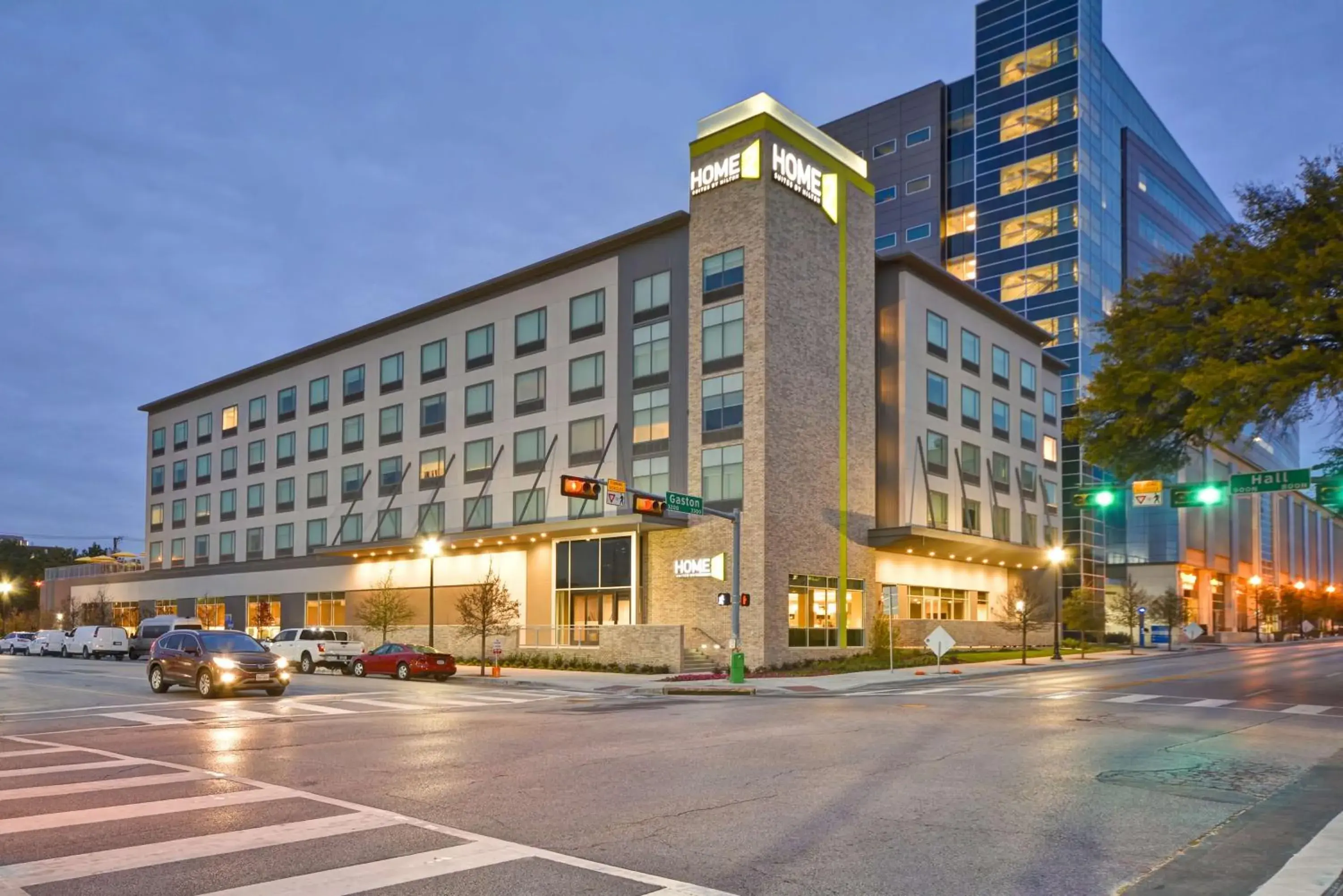 Property building in Home2 Suites by Hilton Dallas Downtown at Baylor Scott & White Property building in Home2 Suites by Hilton Dallas Downtown at Baylor Scott & White