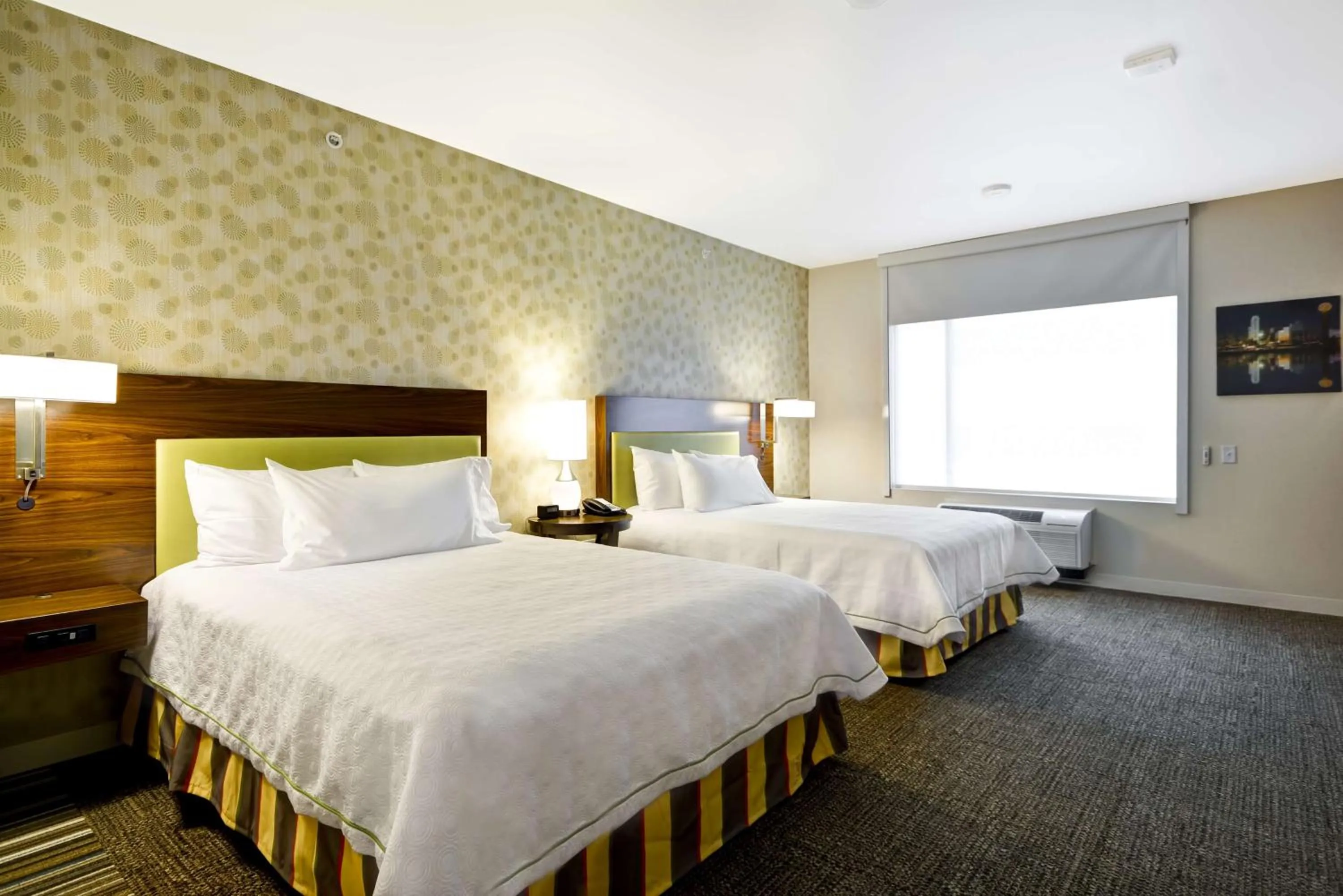 Bed in Home2 Suites by Hilton Dallas Downtown at Baylor Scott & White