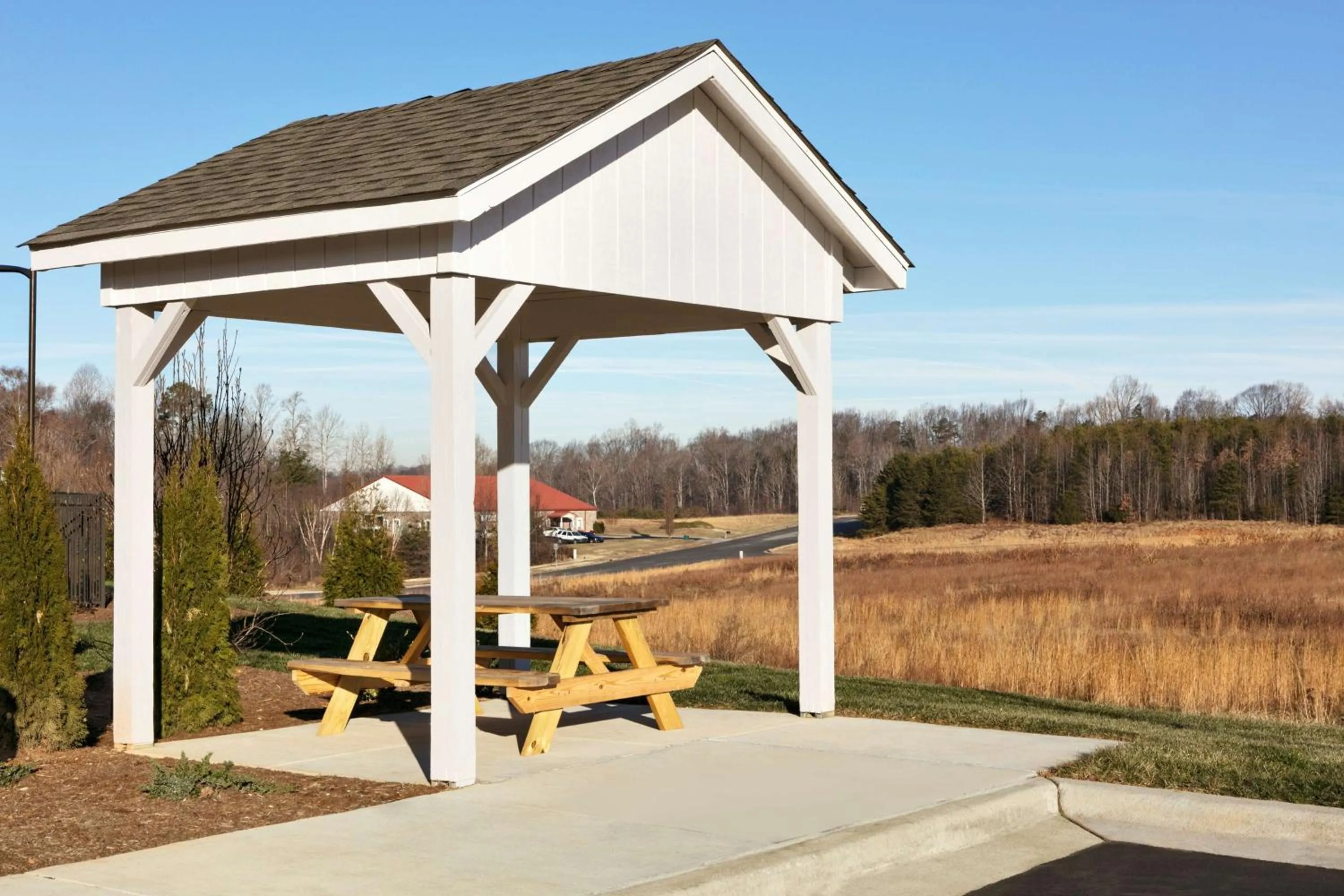 Property building in Hampton Inn Kernersville