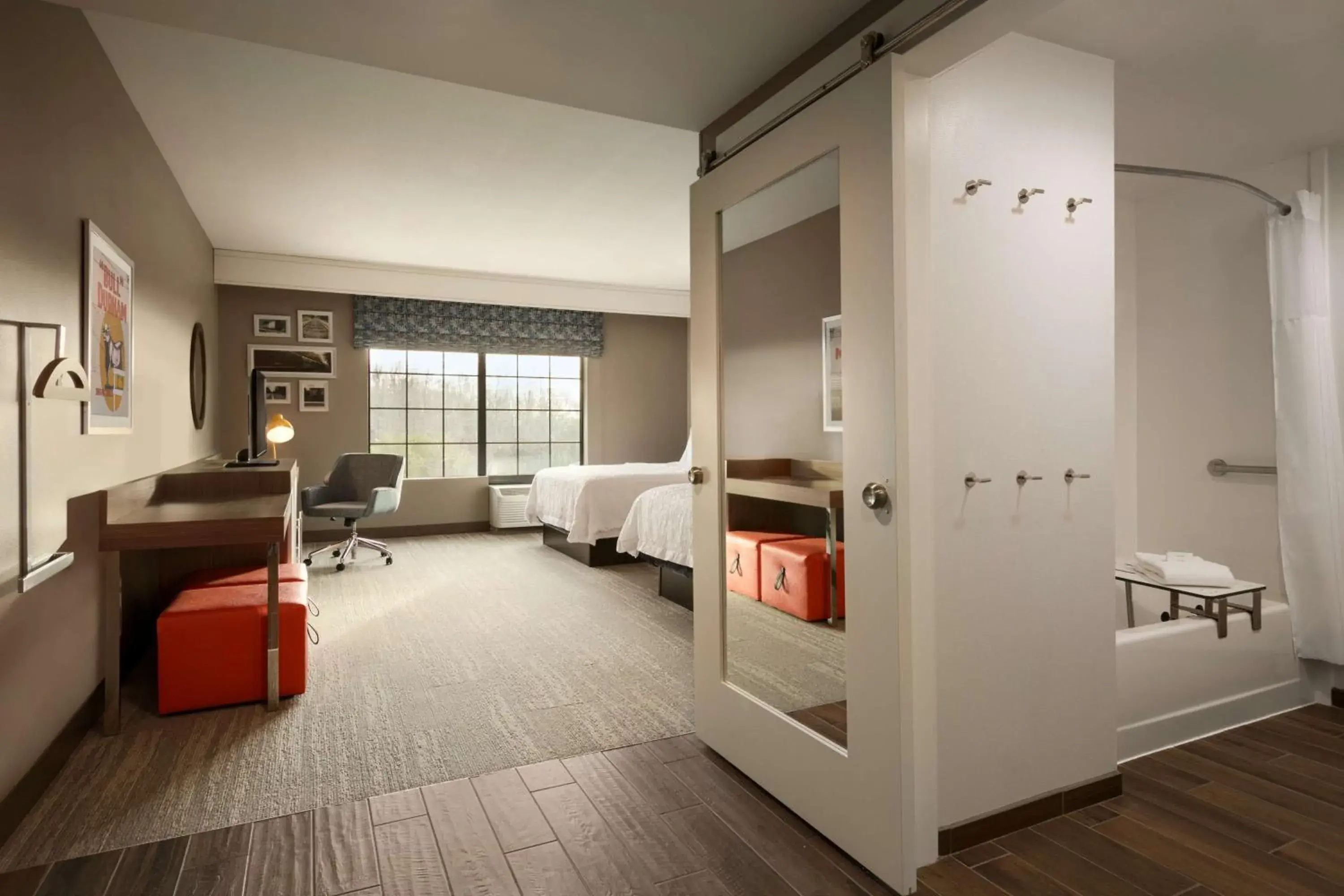 Bedroom, Bed in Hampton Inn Kernersville Bedroom, Bed in Hampton Inn Kernersville
