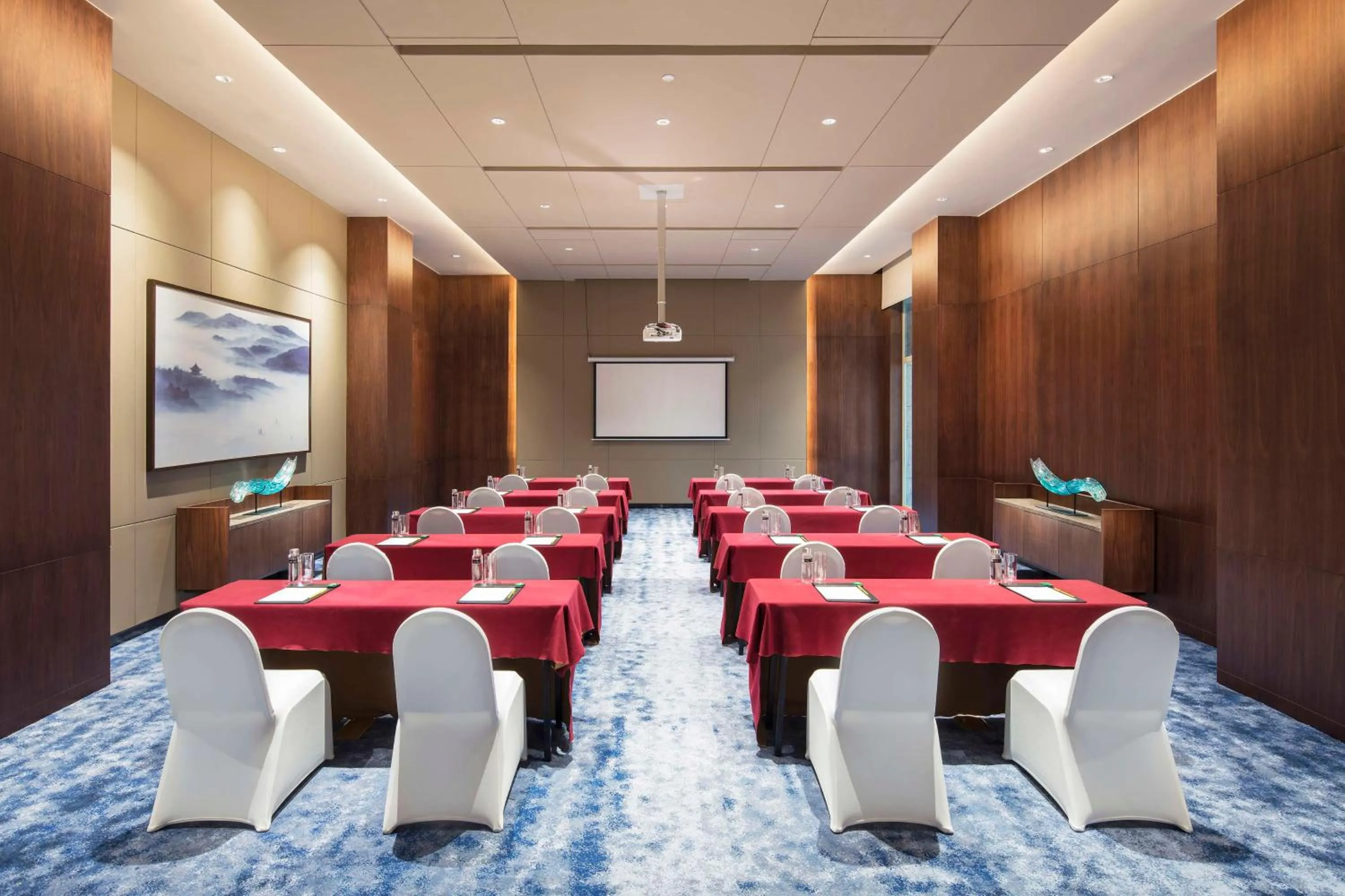 Meeting/conference room in Hilton Garden Inn Hangzhou Lu'Niao