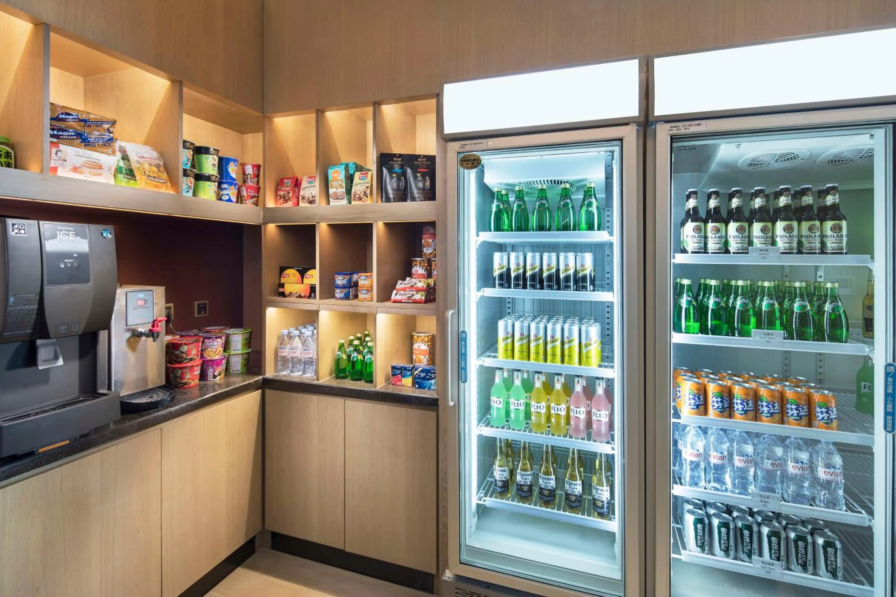 Restaurant/places to eat in Hilton Garden Inn Hangzhou Lu'Niao