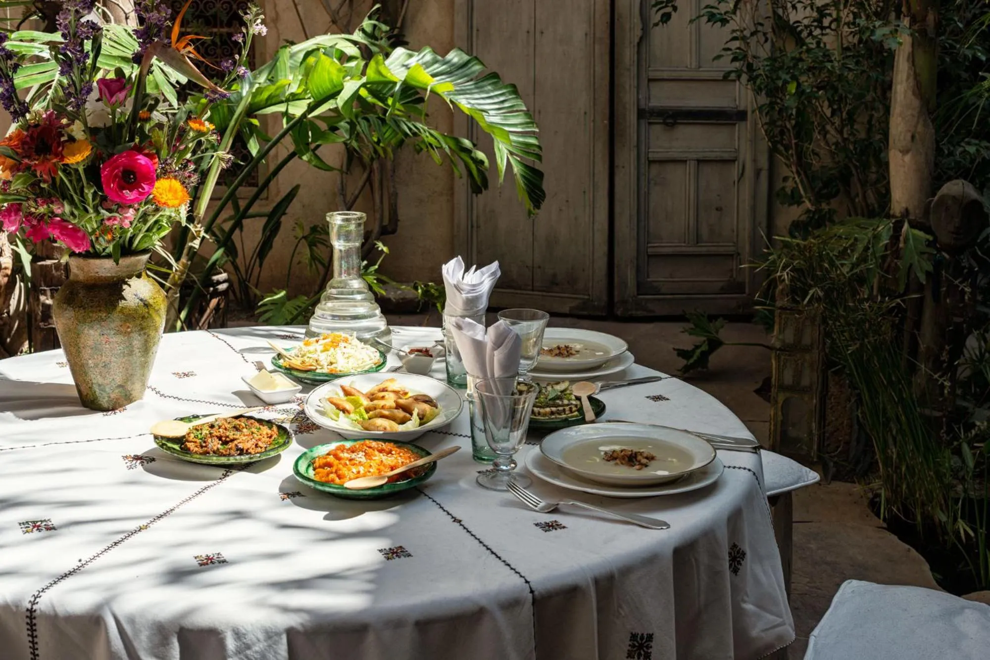 Restaurant/places to eat in Riad Kbour & Chou