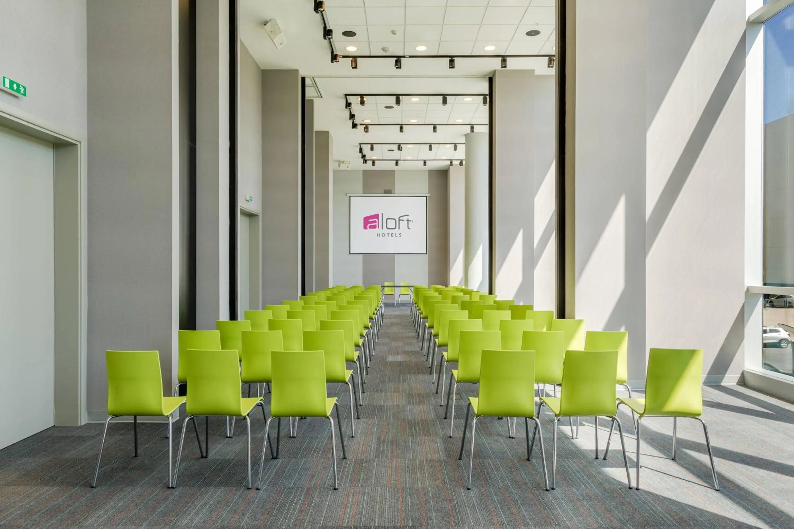 Meeting/conference room in Aloft Montevideo Hotel - Marriott International