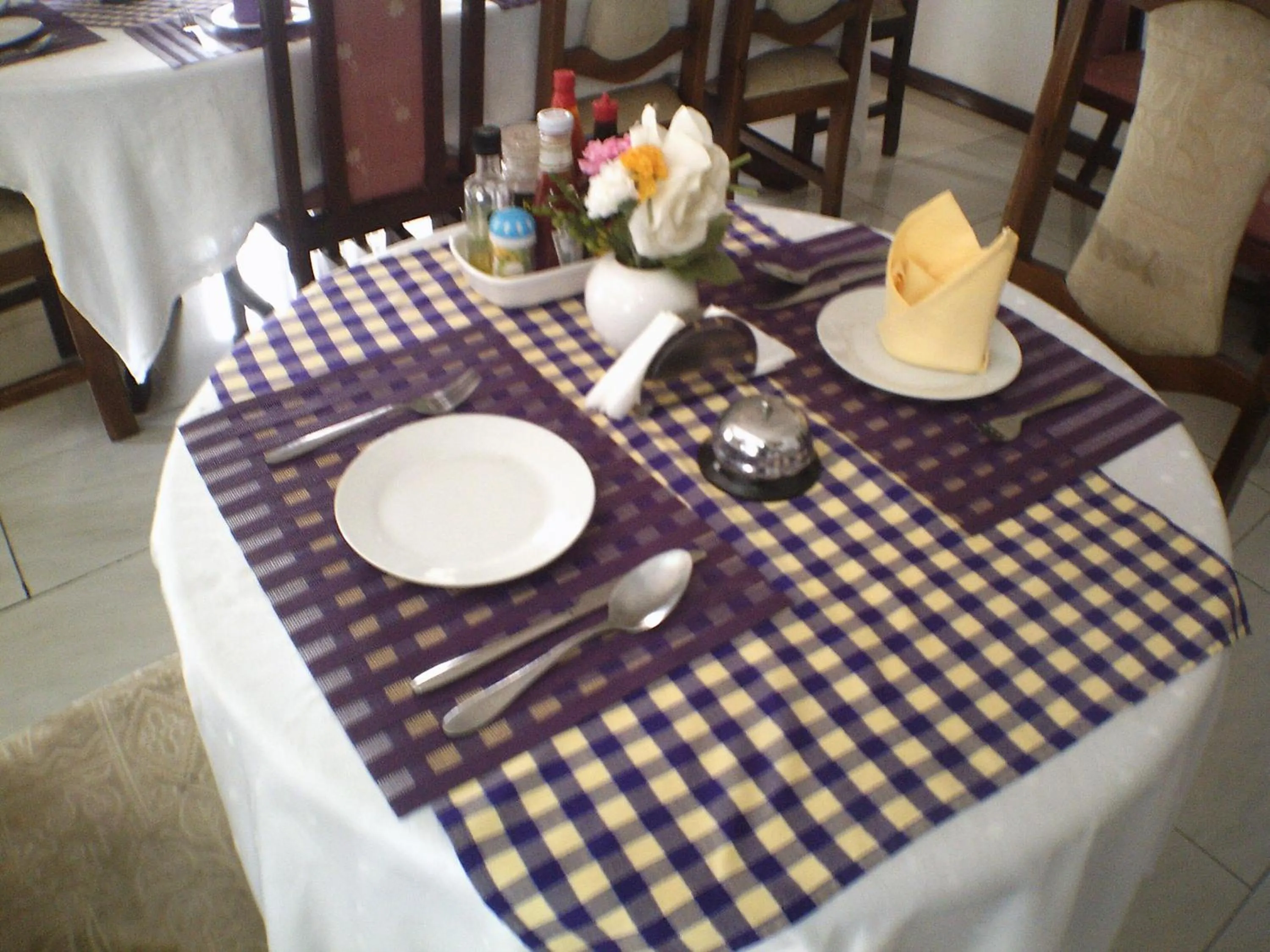 Restaurant/places to eat in Lavender Lodge Hotel