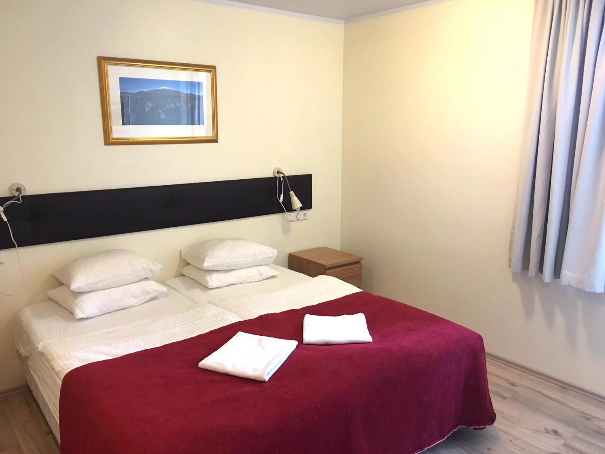 Bed in Downtown Reykjavík Apartments