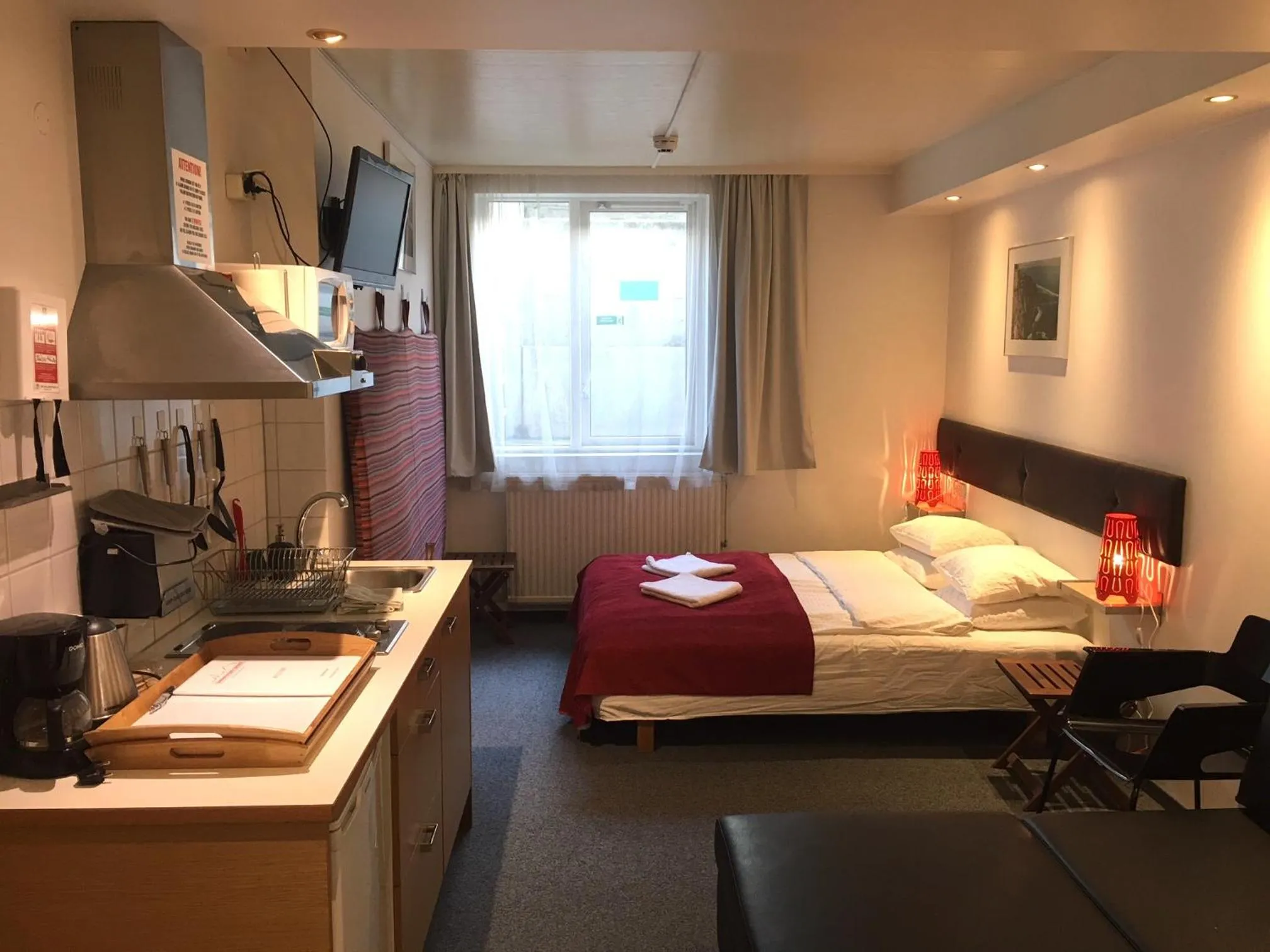 TV and multimedia, Bed in Downtown Reykjavík Apartments