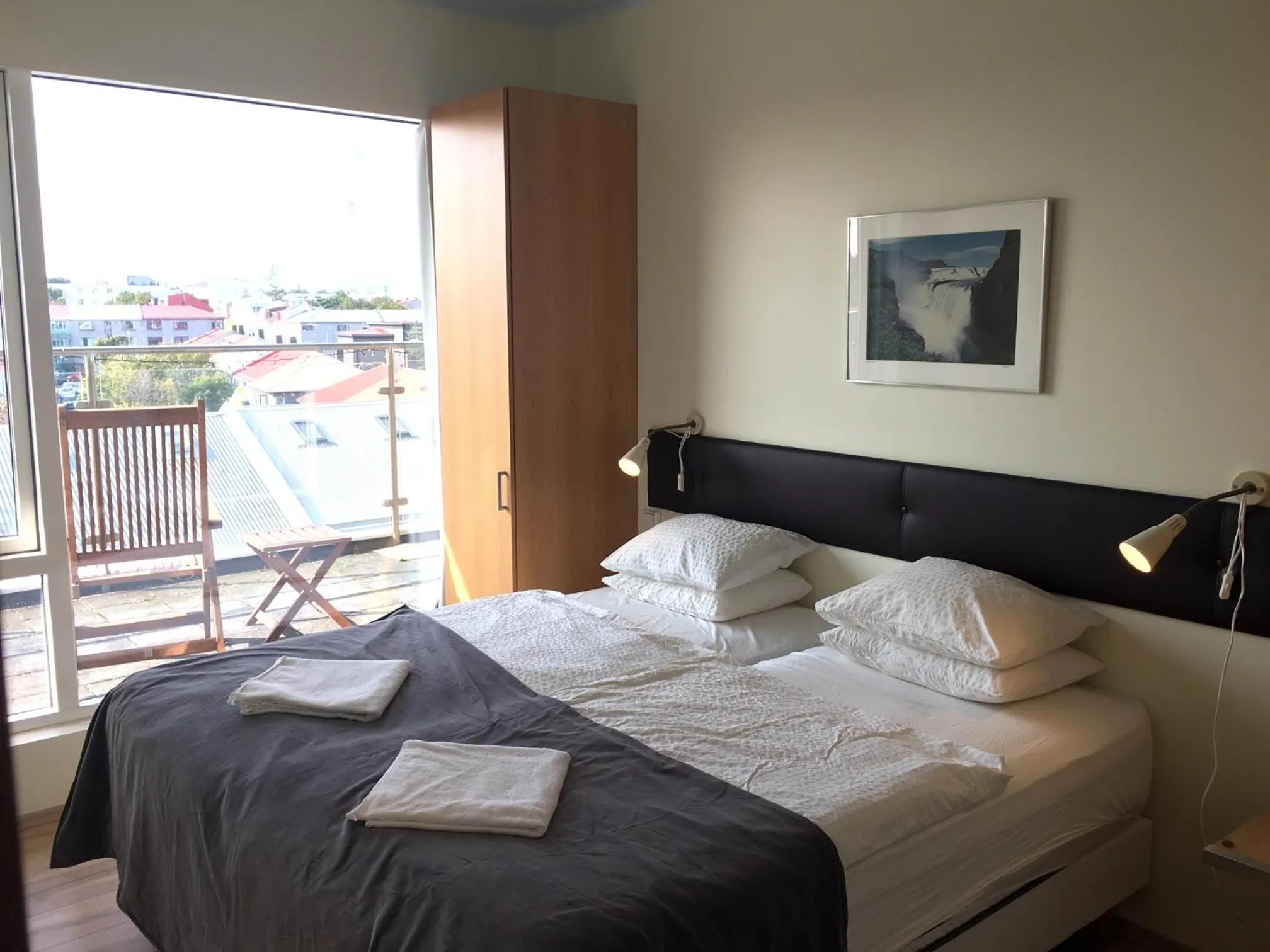 Bed in Downtown Reykjavík Apartments