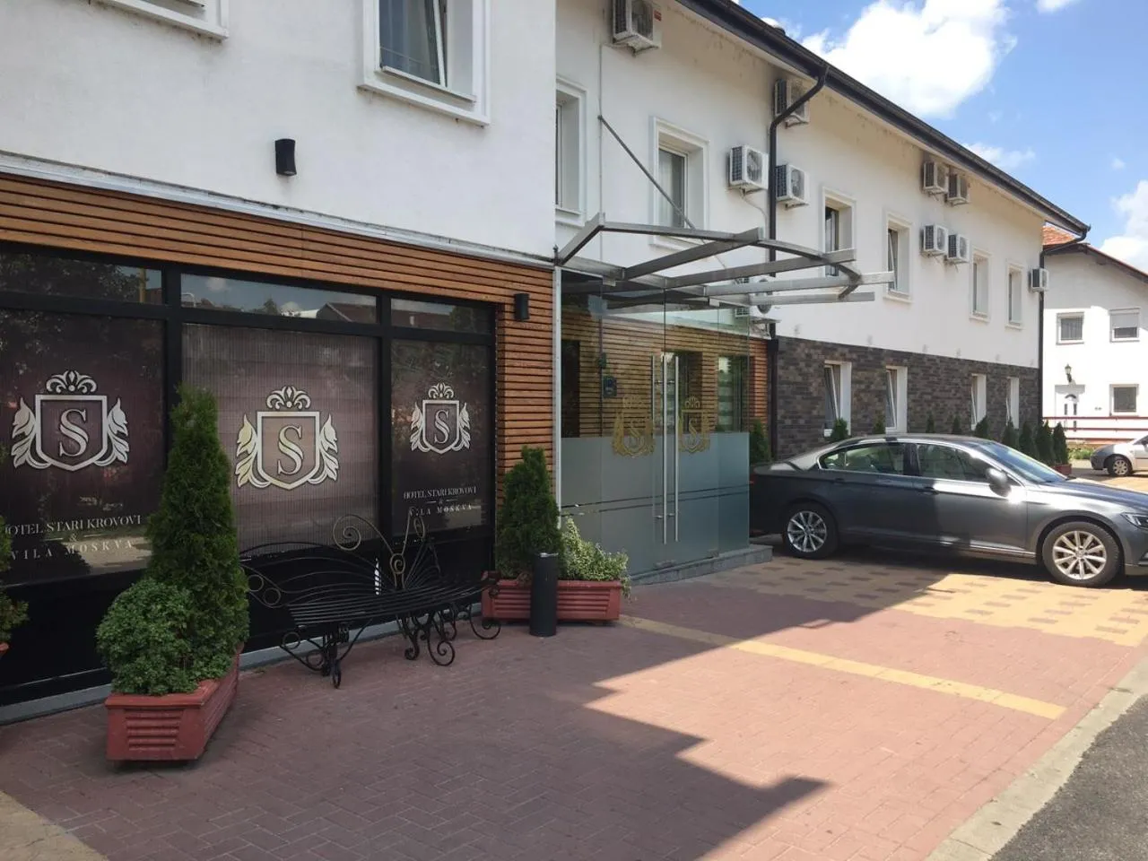 Hotel Stari Krovovi