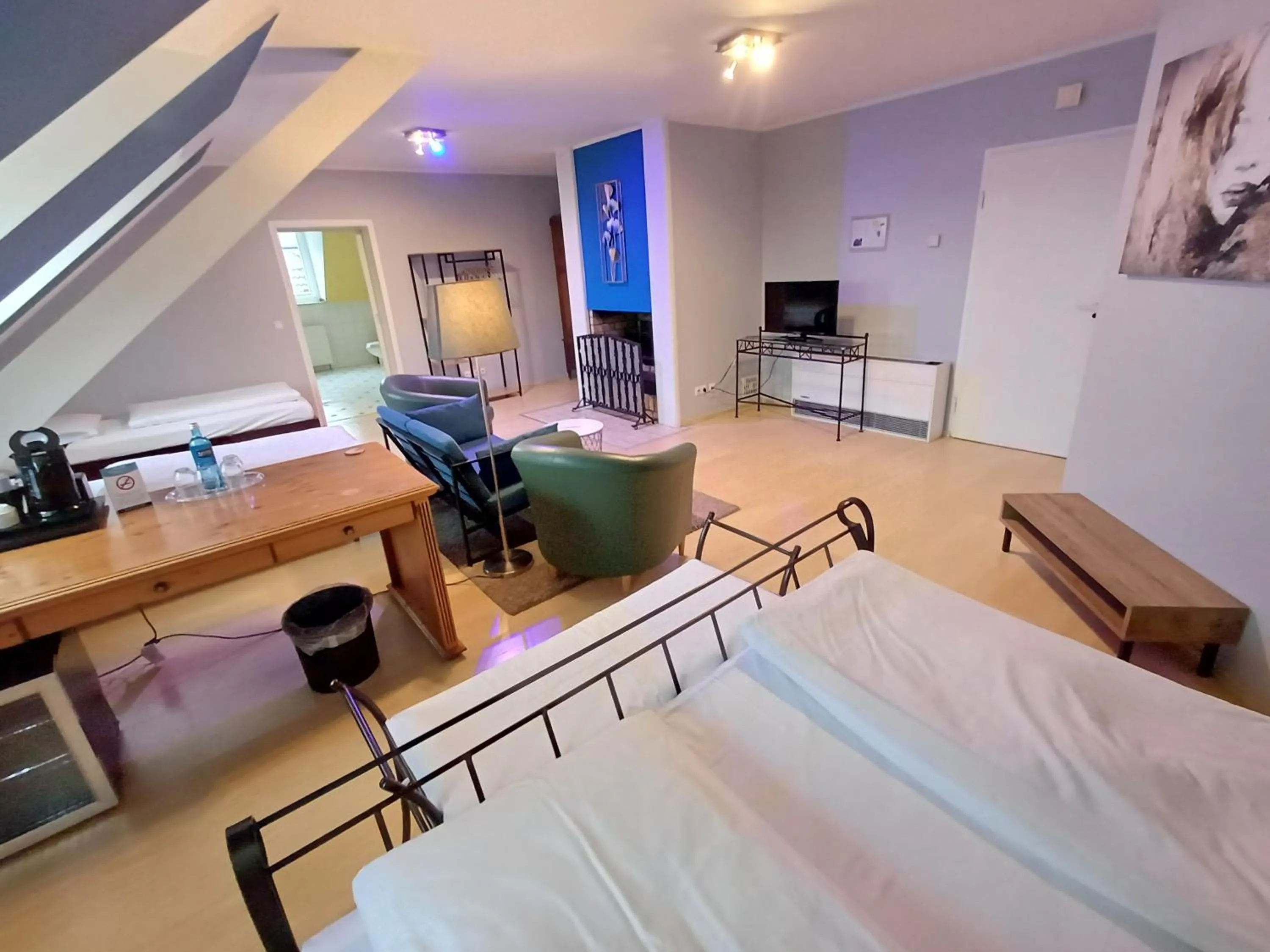 Bed in TRIP INN PostHotel Düren