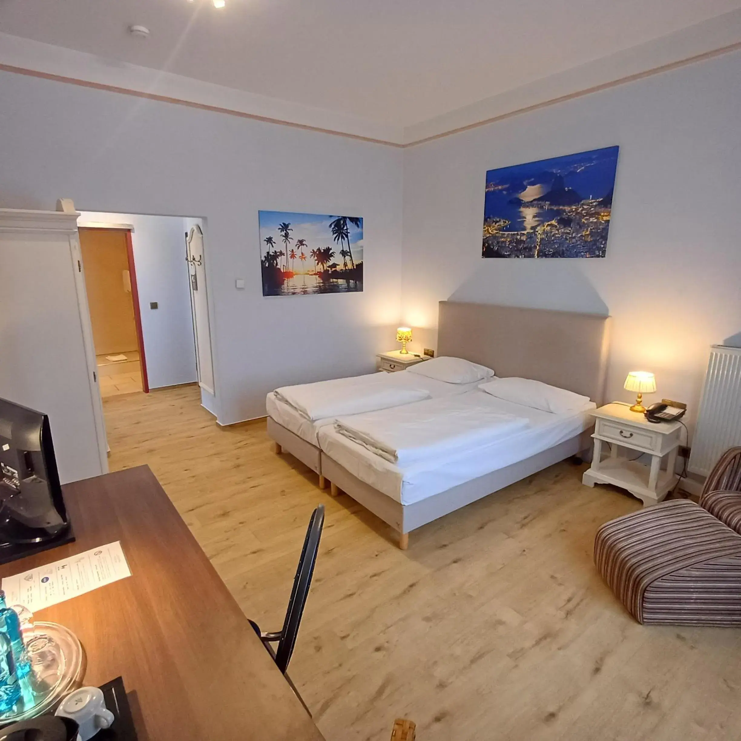 Photo of the whole room, Bed in TRIP INN PostHotel Düren Photo of the whole room, Bed in TRIP INN PostHotel Düren