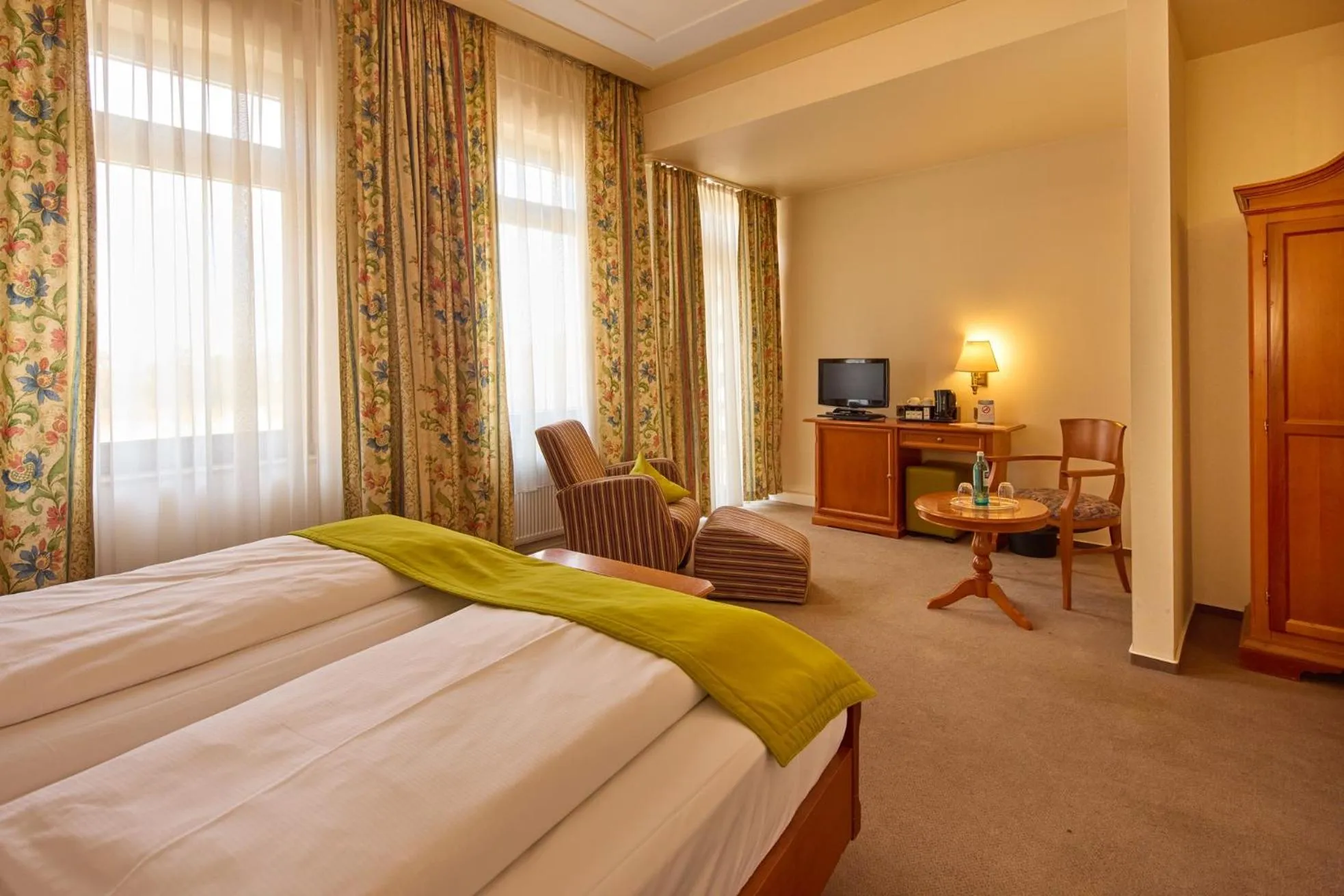 Photo of the whole room, Bed in TRIP INN PostHotel Düren