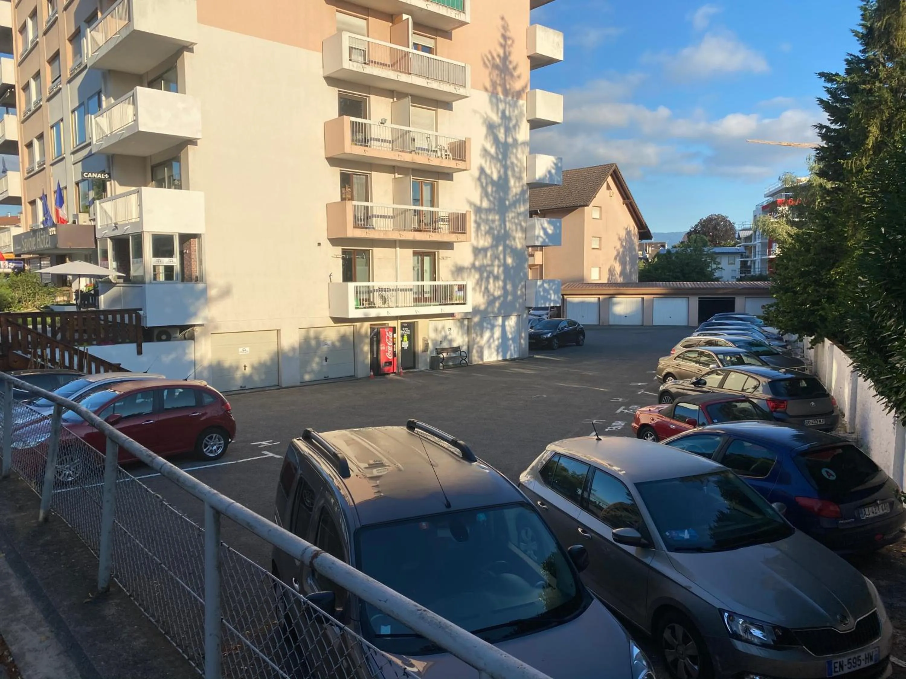 Parking in Savoie Hotel aux portes de Genève
