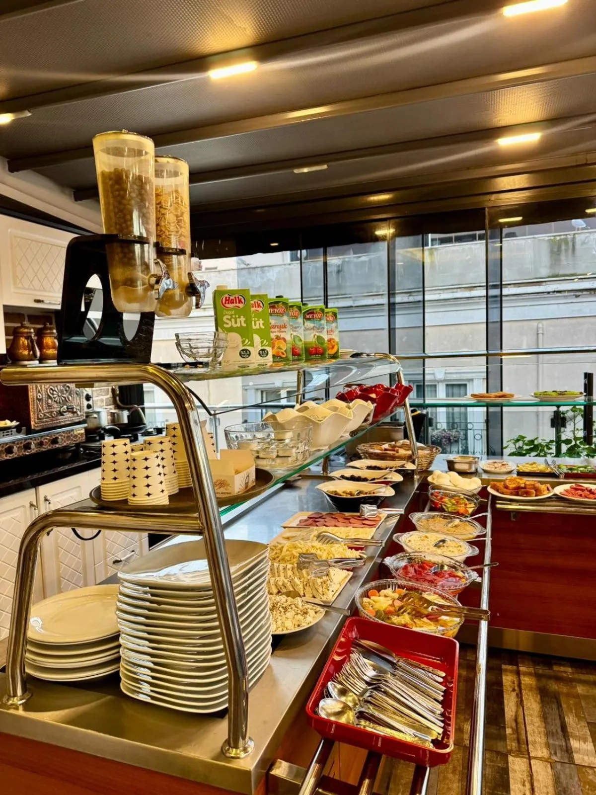 Breakfast in Gulhane Corner Hotel