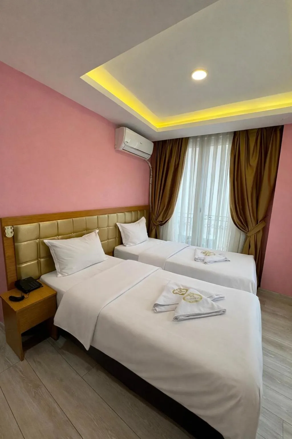 Bed in Gulhane Corner Hotel