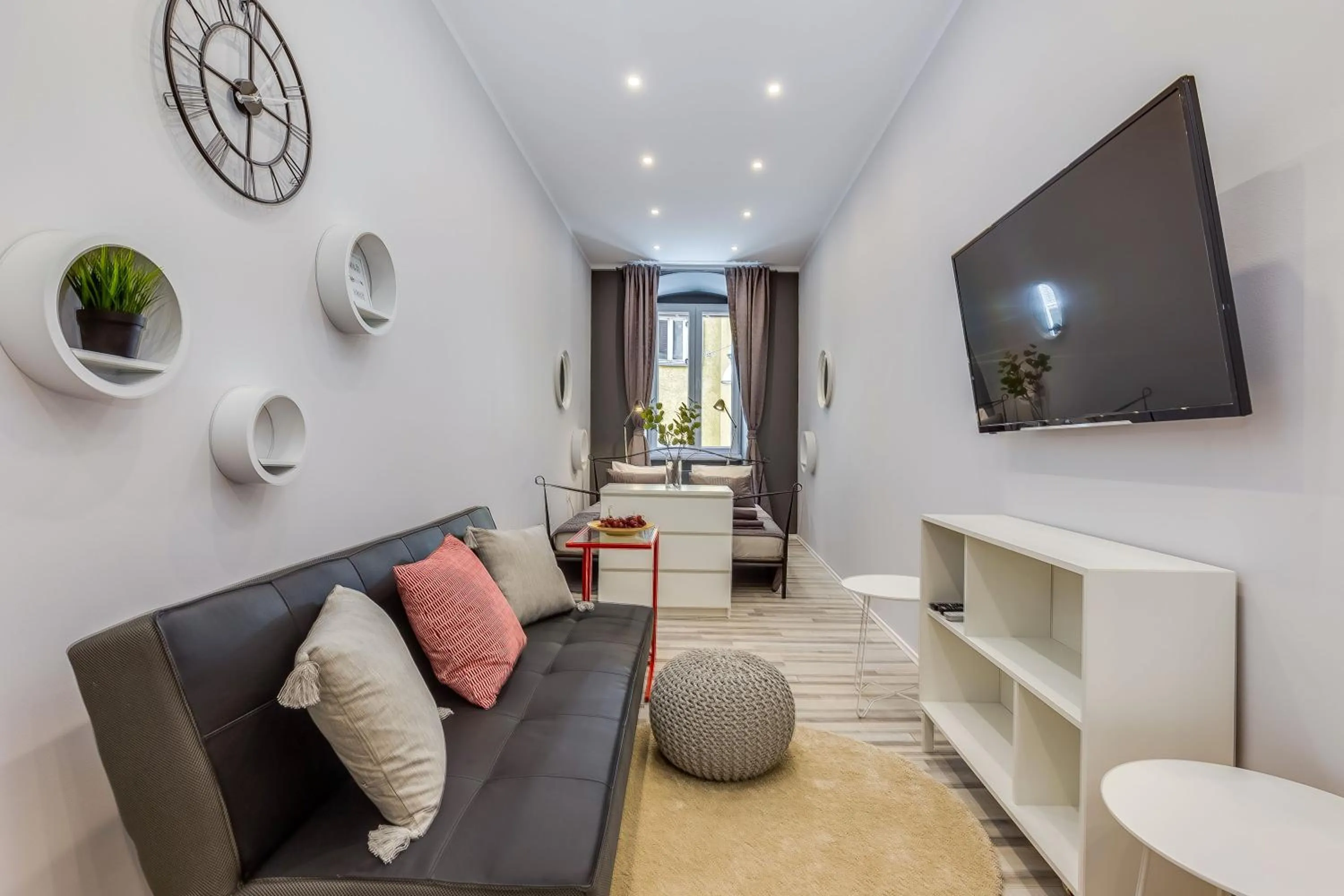 TV and multimedia in Main Square studios