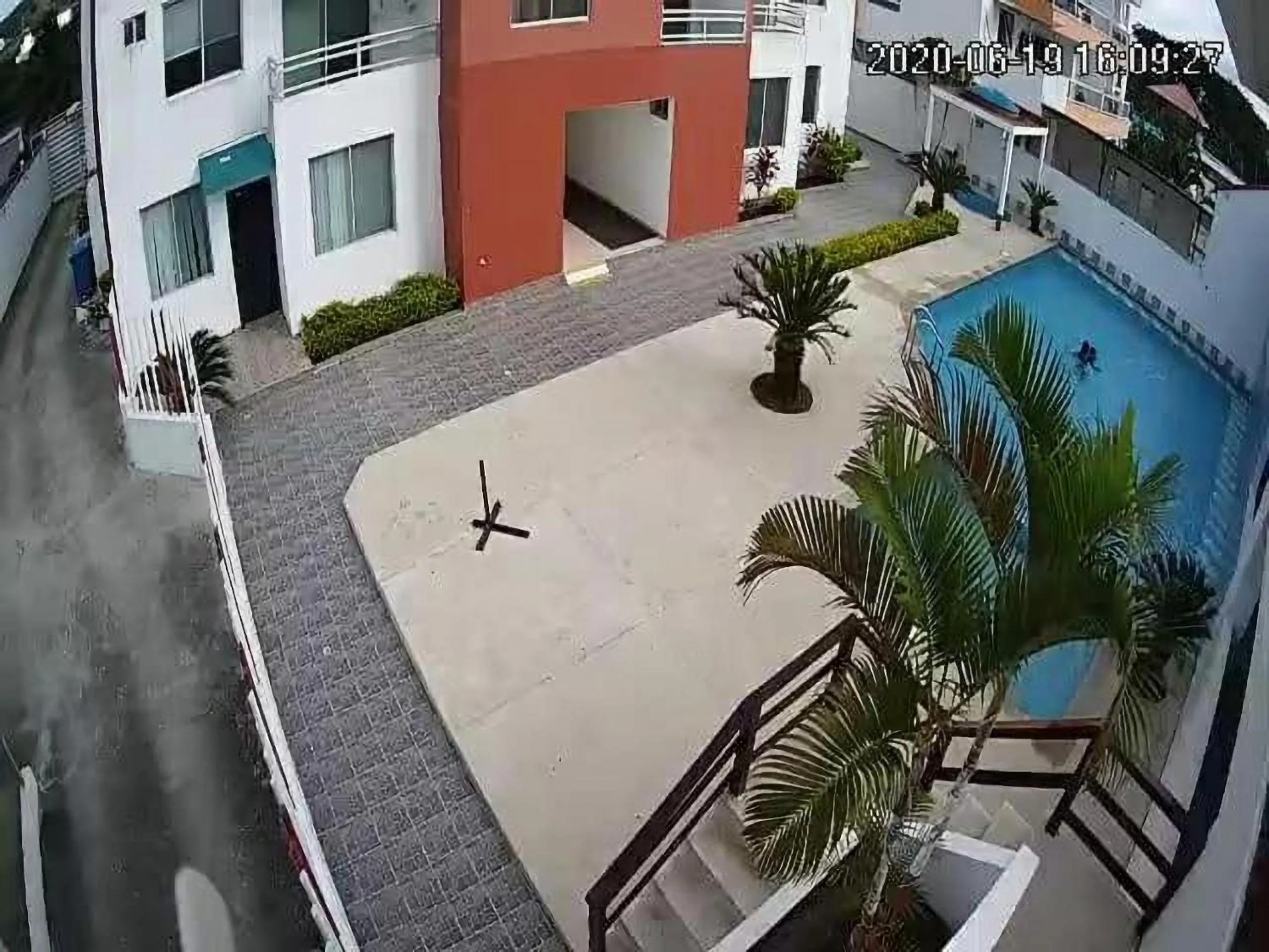 Swimming pool in Departamento amoblado Tonsupa