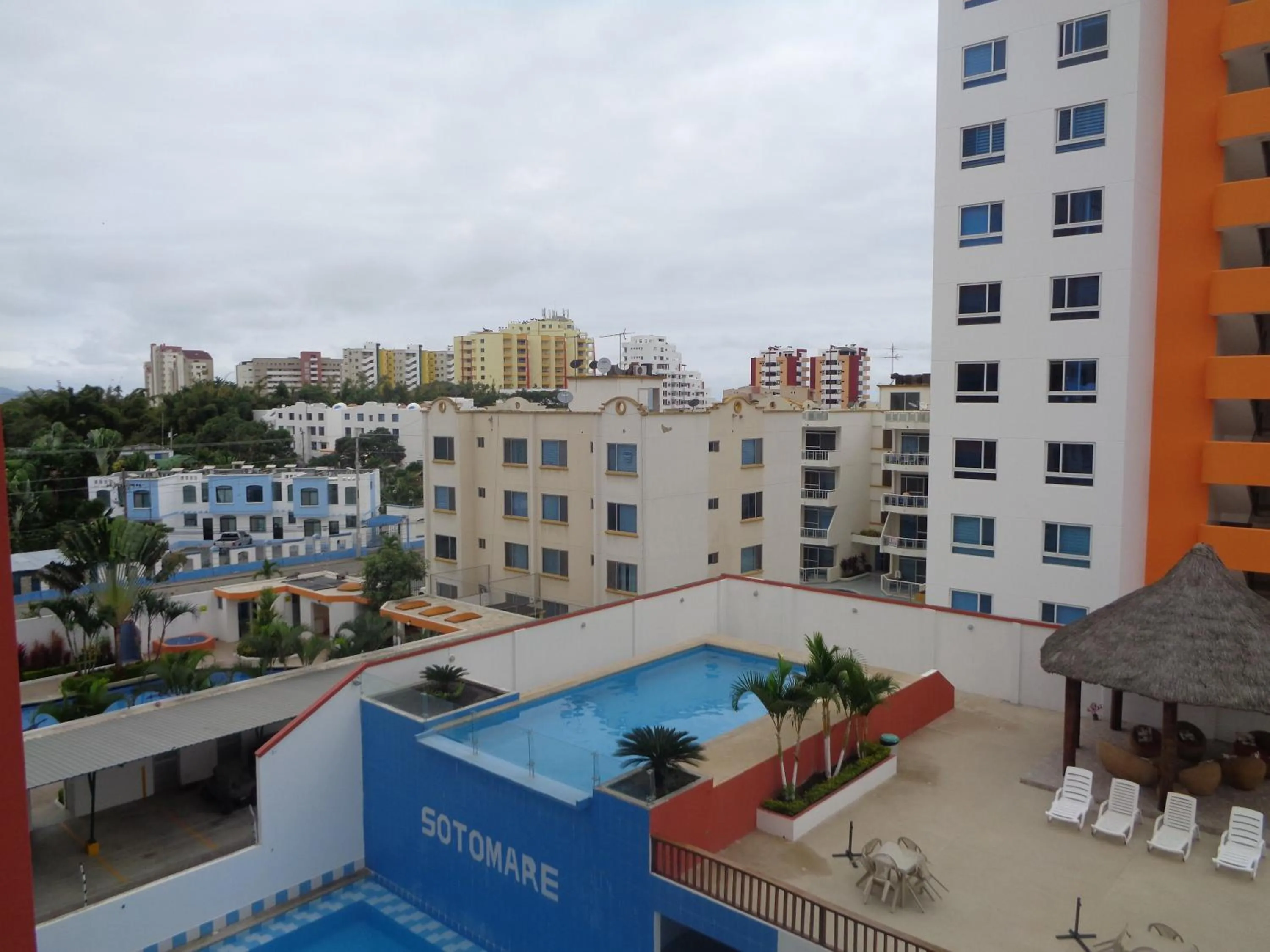 Balcony/Terrace in Departamento amoblado Tonsupa