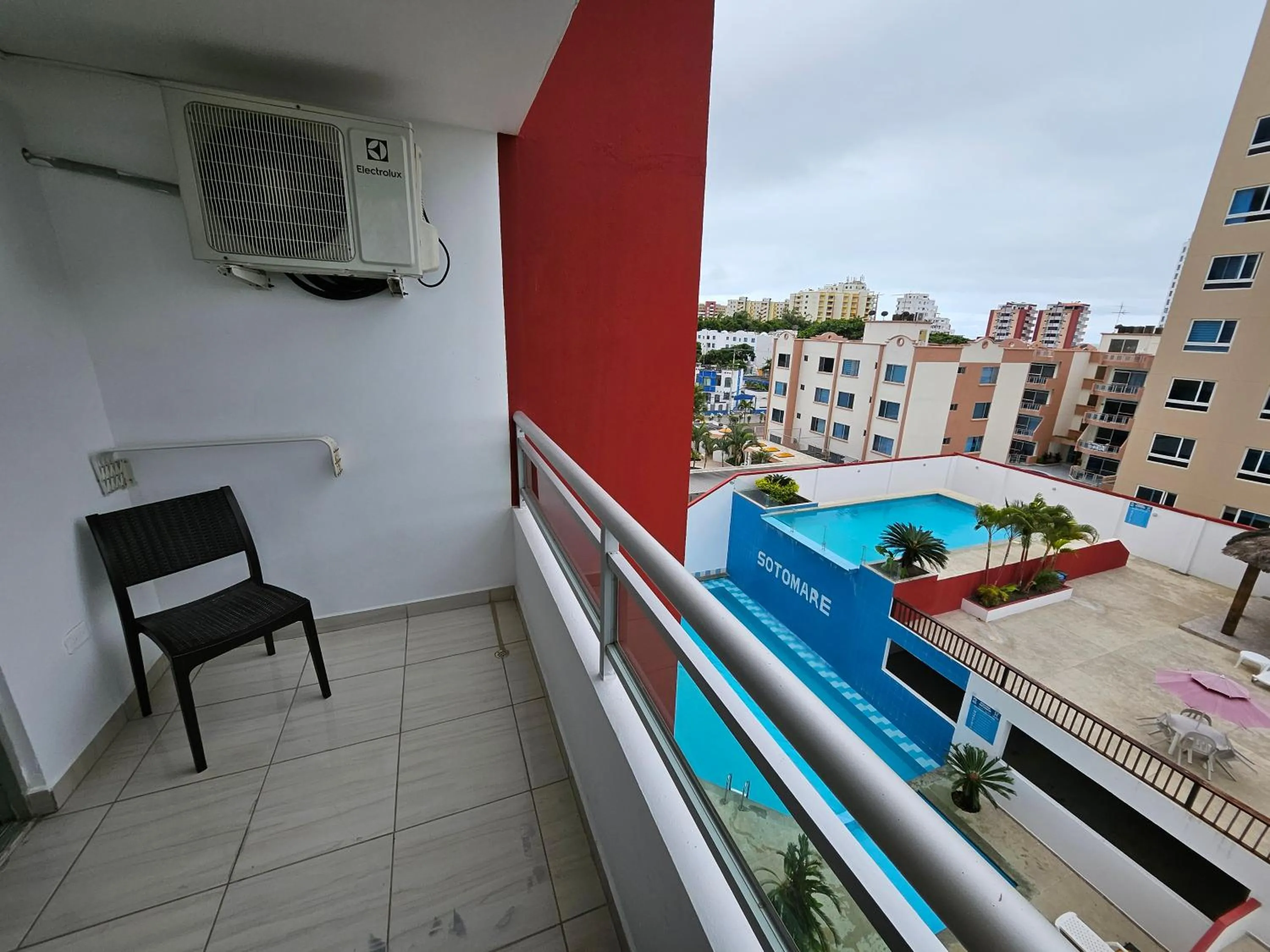 Balcony/Terrace in Departamento amoblado Tonsupa