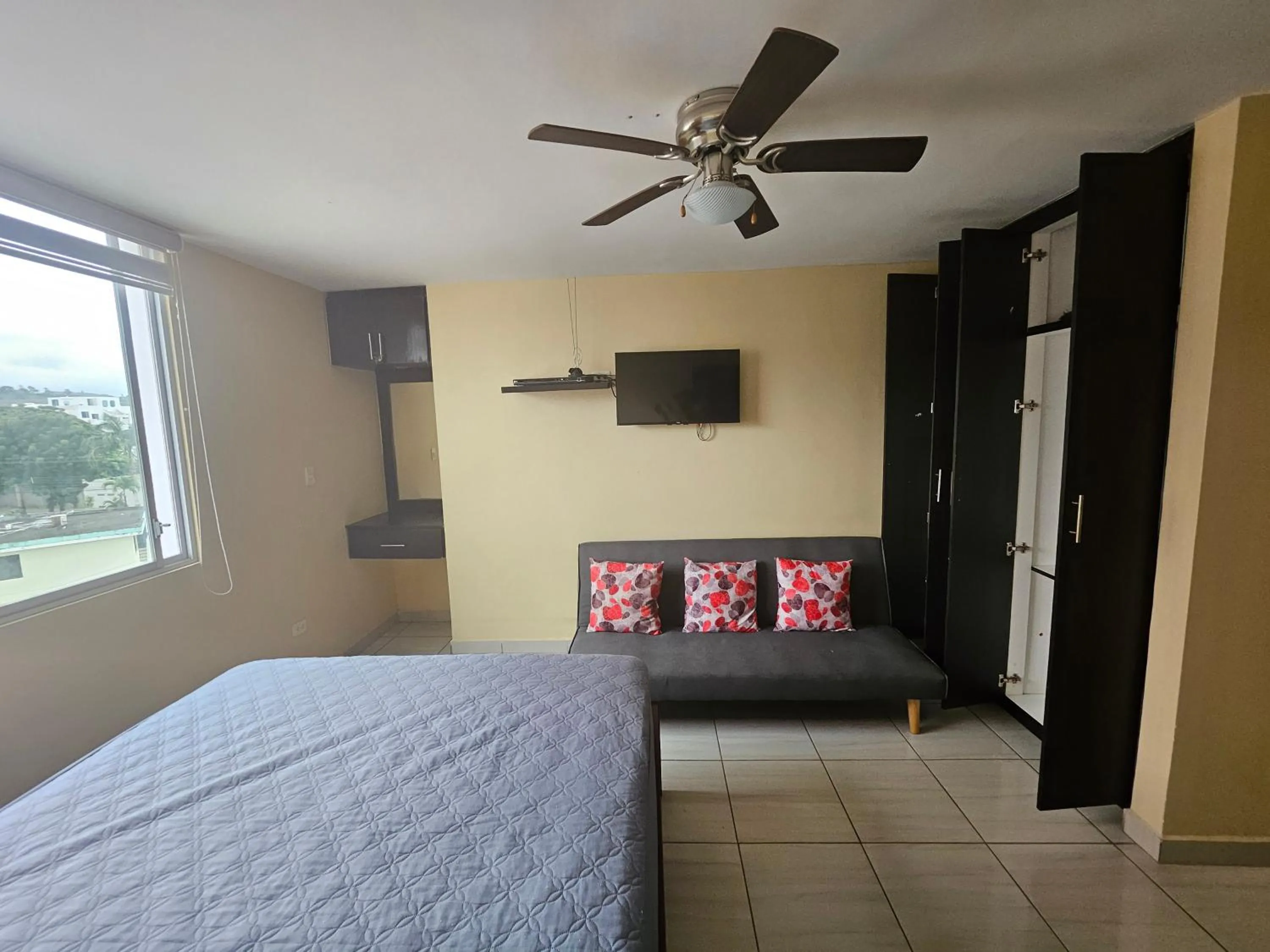 Bedroom in Departamento amoblado Tonsupa