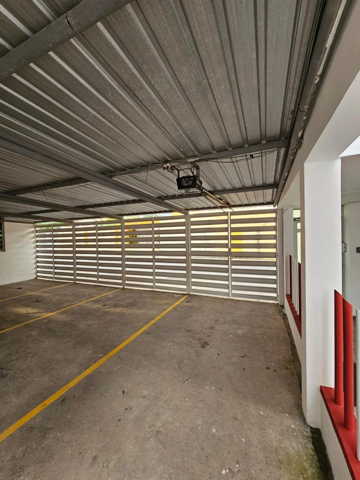 Parking in Departamento amoblado Tonsupa