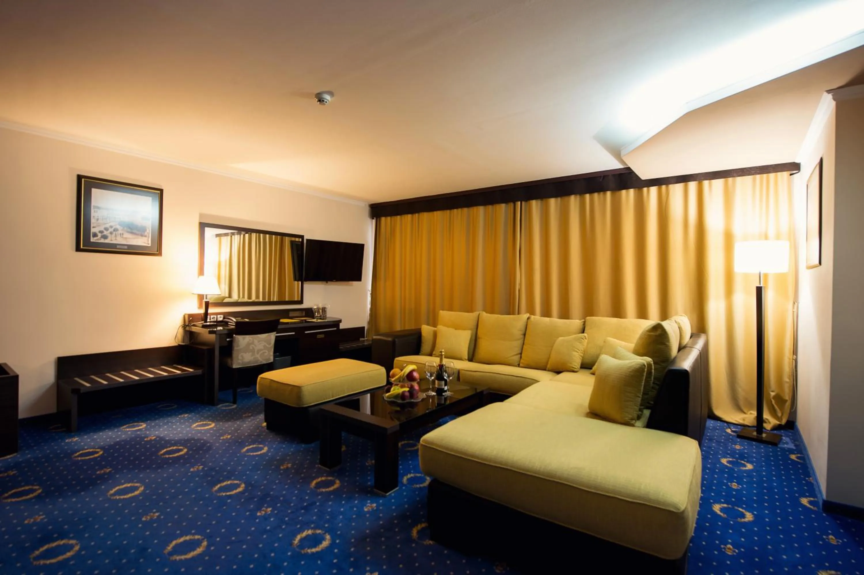 Kitchen or kitchenette in Grand Hotel Hebar