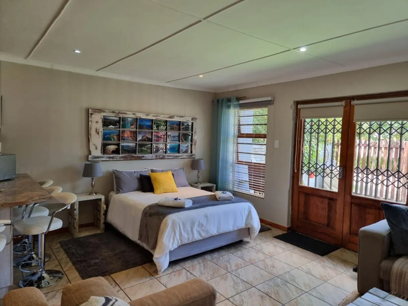 Dolphins Self-Catering Accommodation