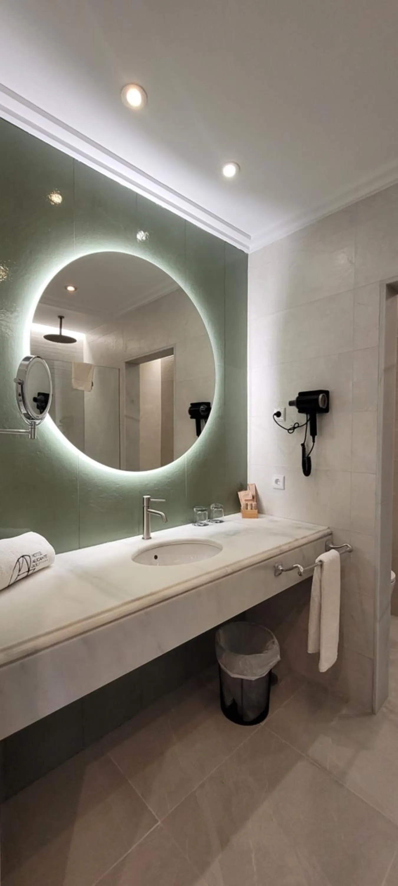 Bathroom in Hotel Alicante Golf