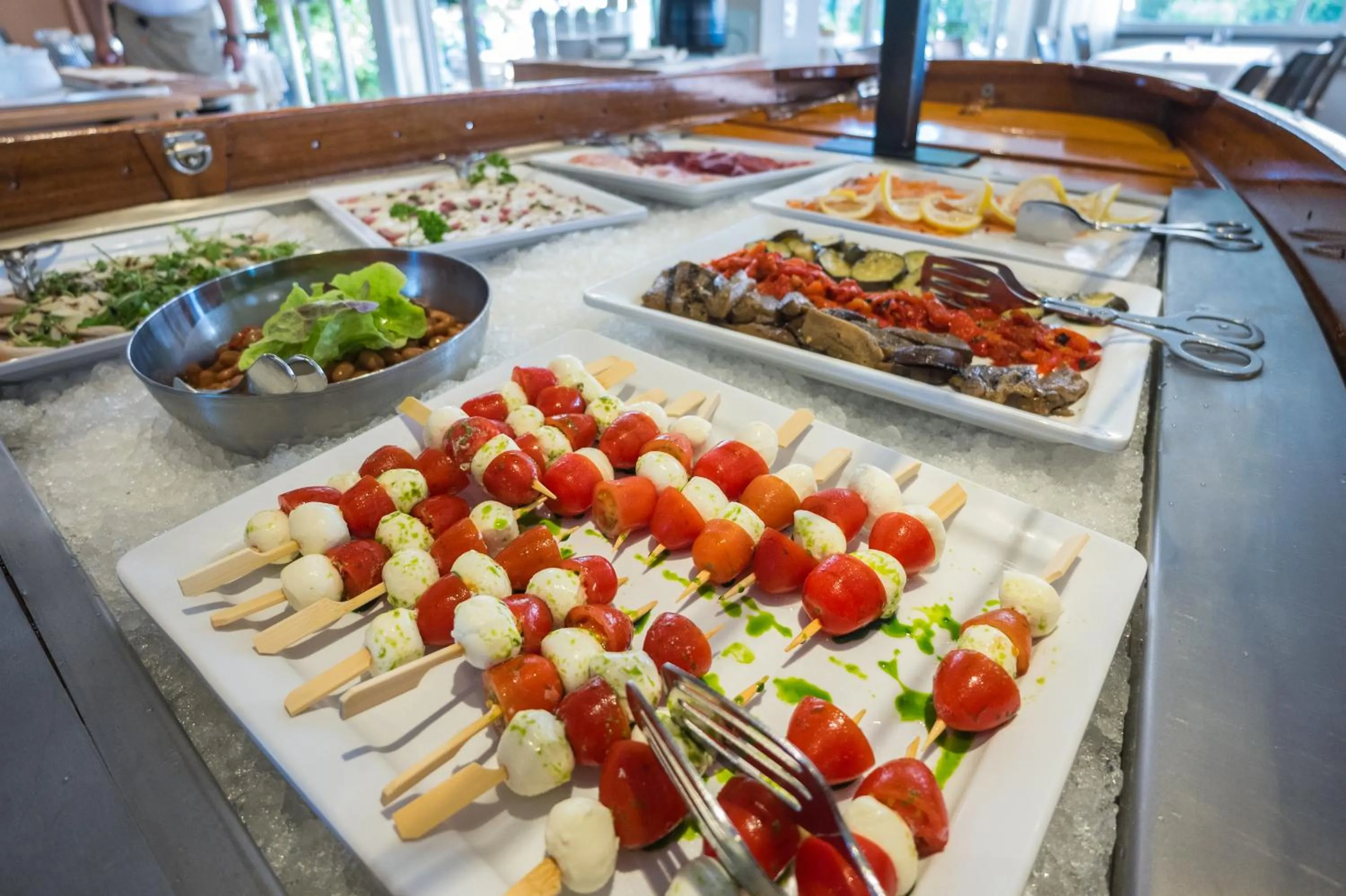 Restaurant/places to eat in Bellavista Swiss Quality Hotel