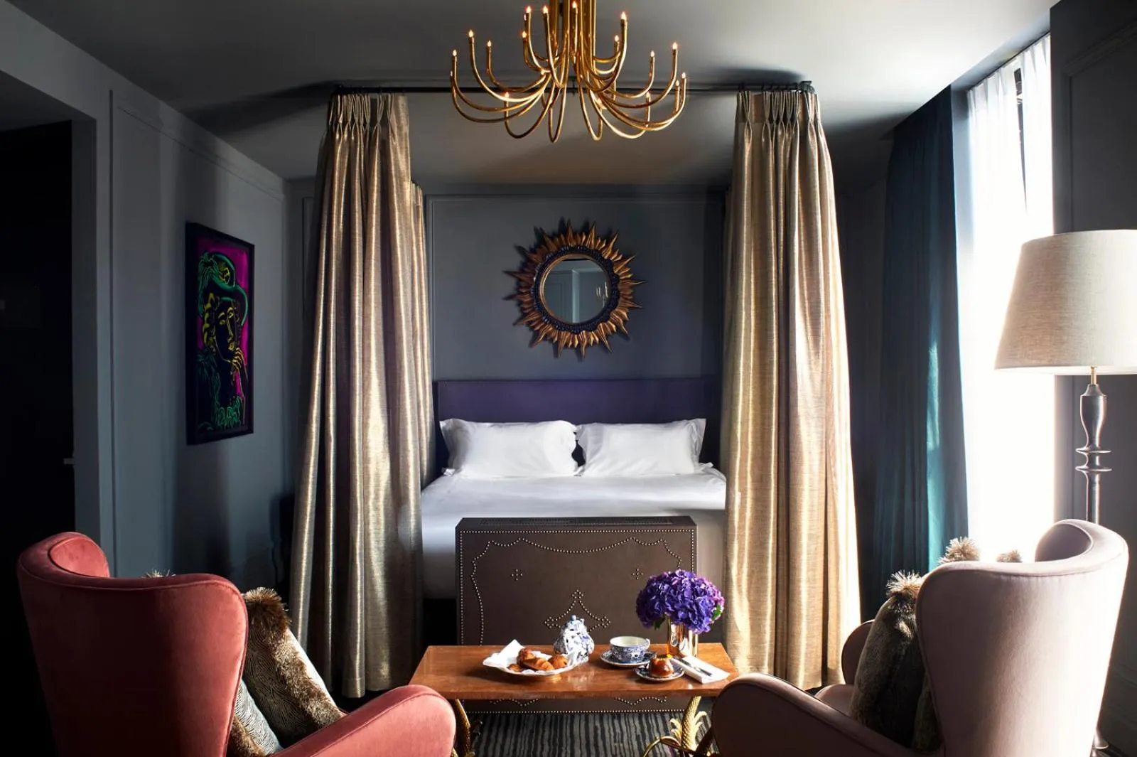 Bedroom, Bed in The Mandrake