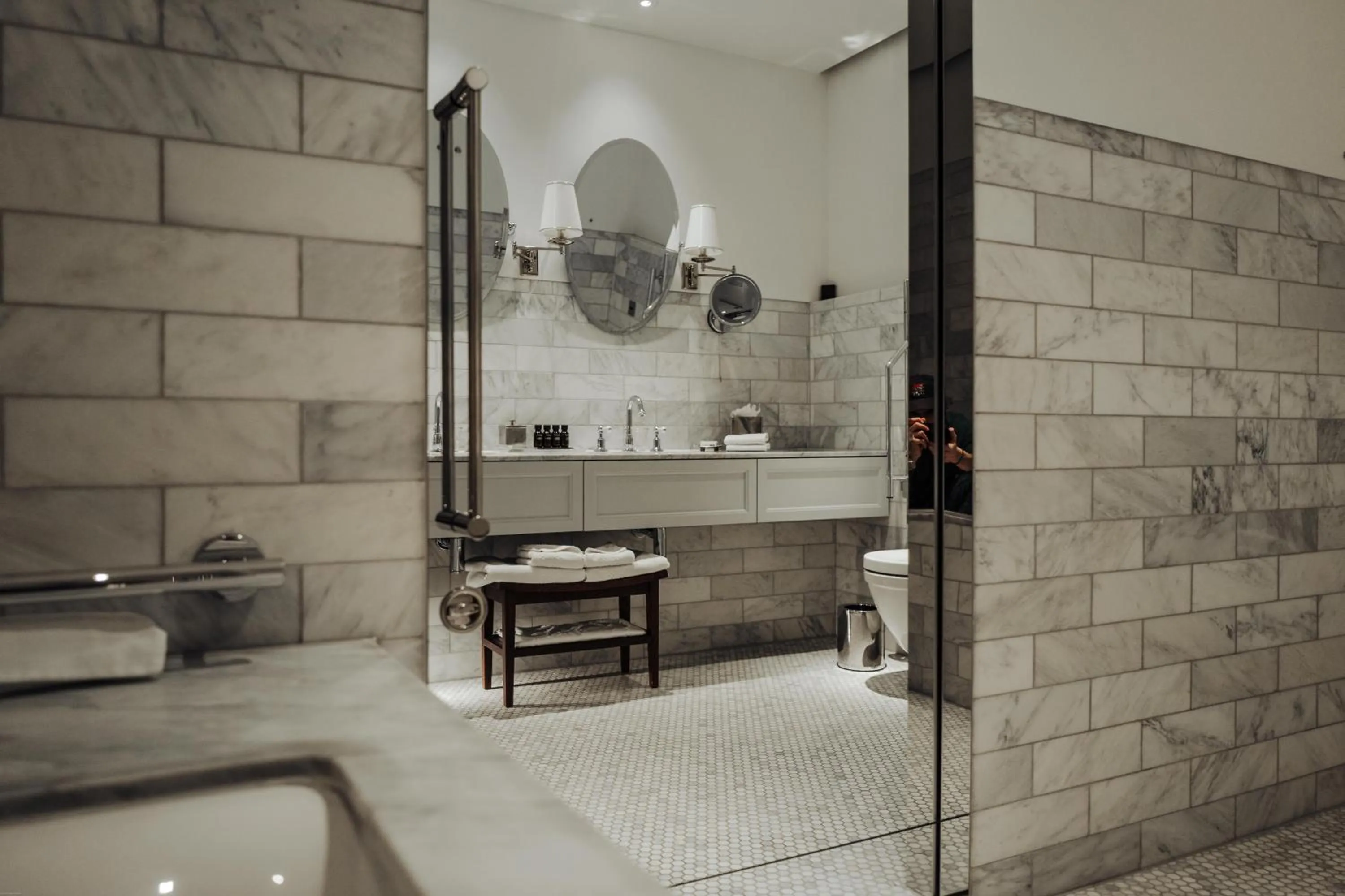 Bathroom in The Mandrake