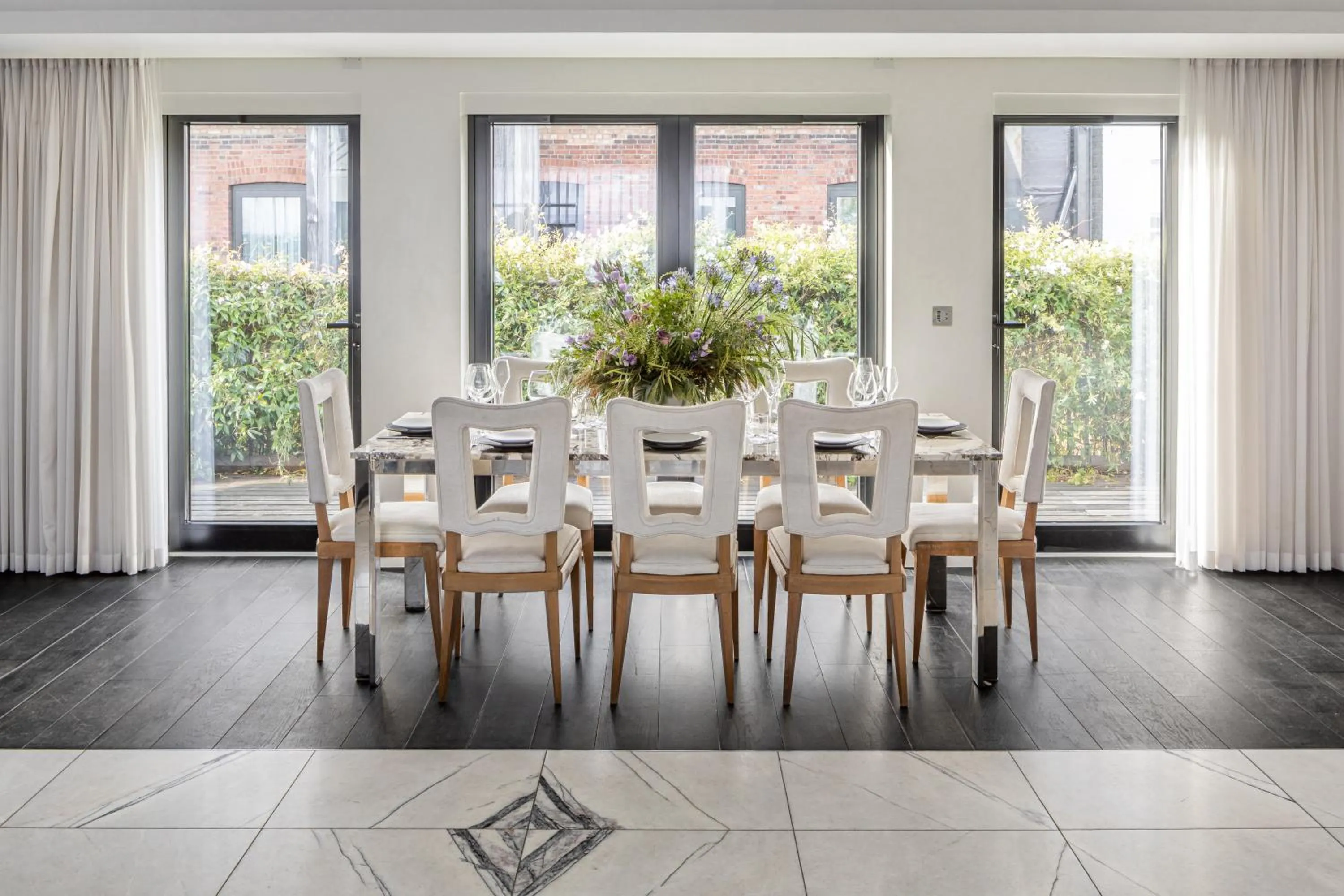 Bedroom in The Mandrake