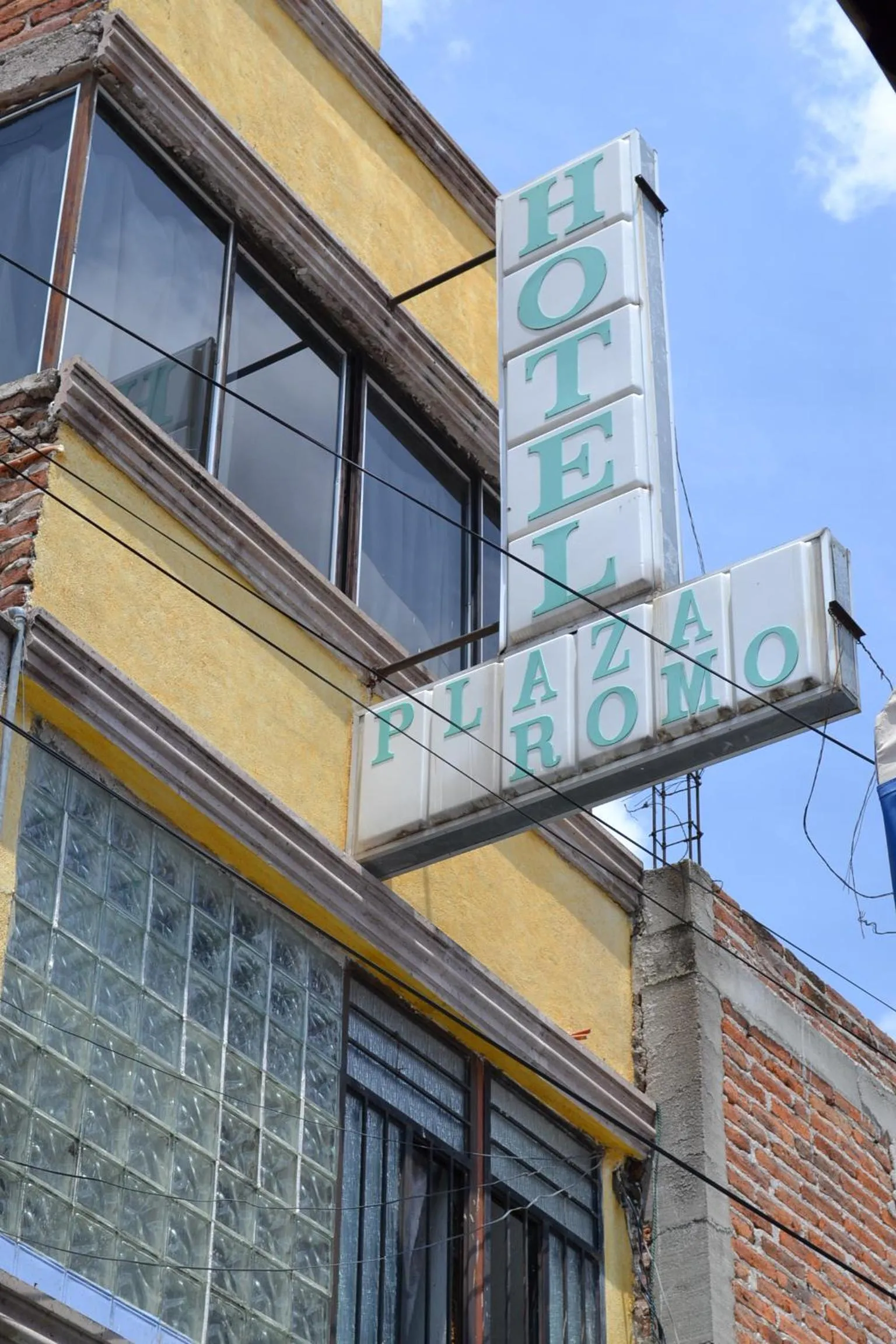 Facade/entrance in Hotel Plaza Romo