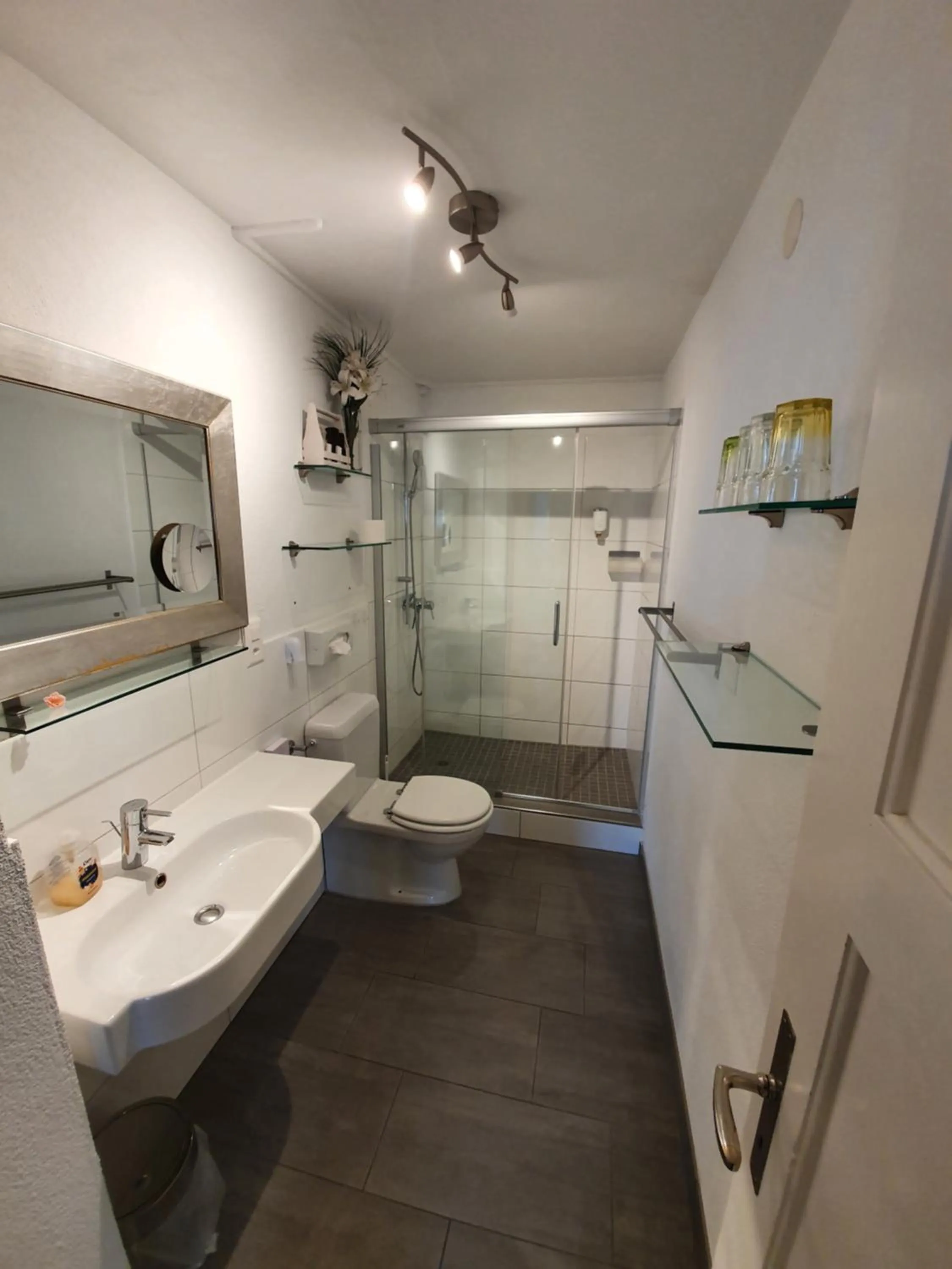 Bathroom in BnB Haus Weibel