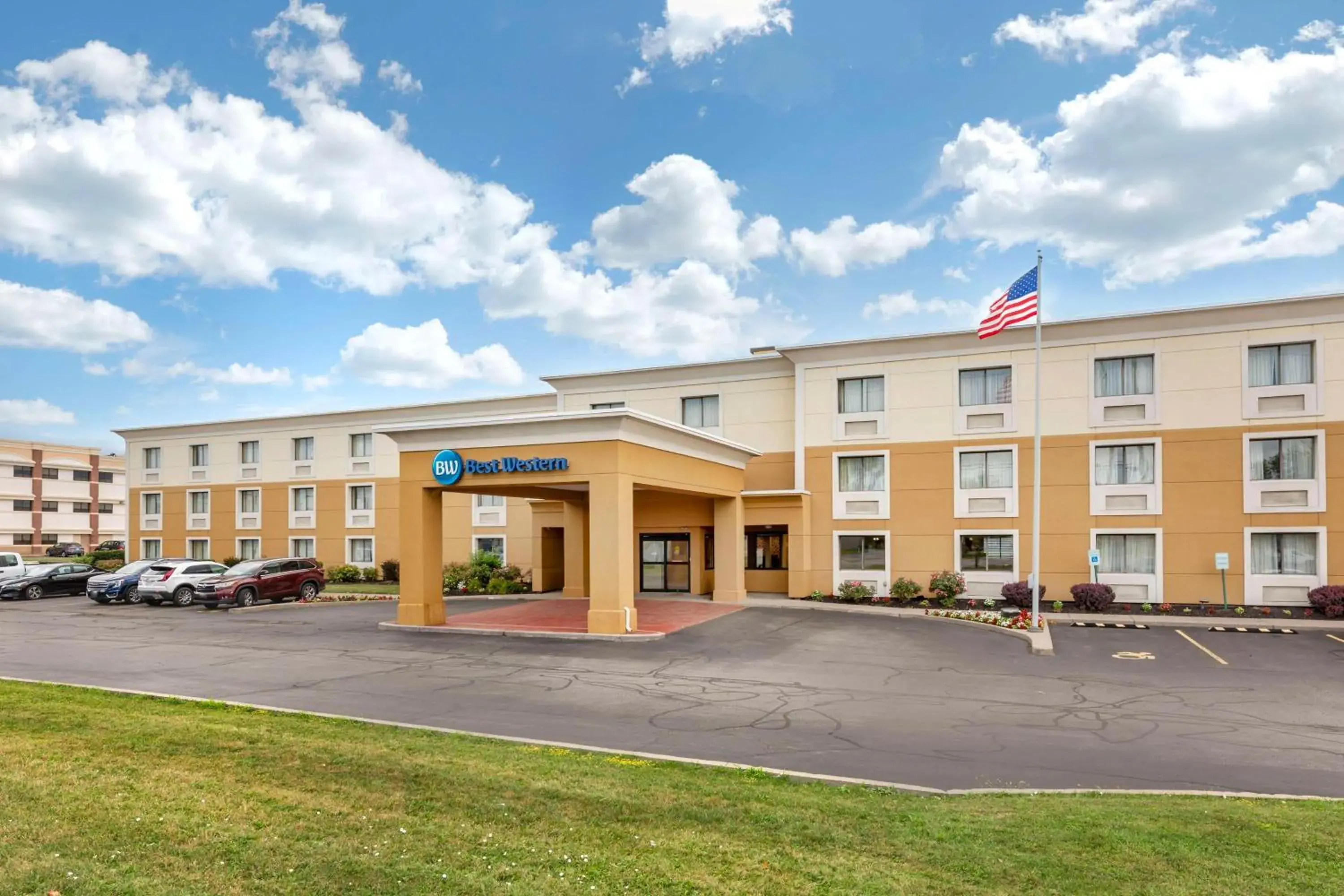 Property building in Best Western Rochester Marketplace Inn Property building in Best Western Rochester Marketplace Inn