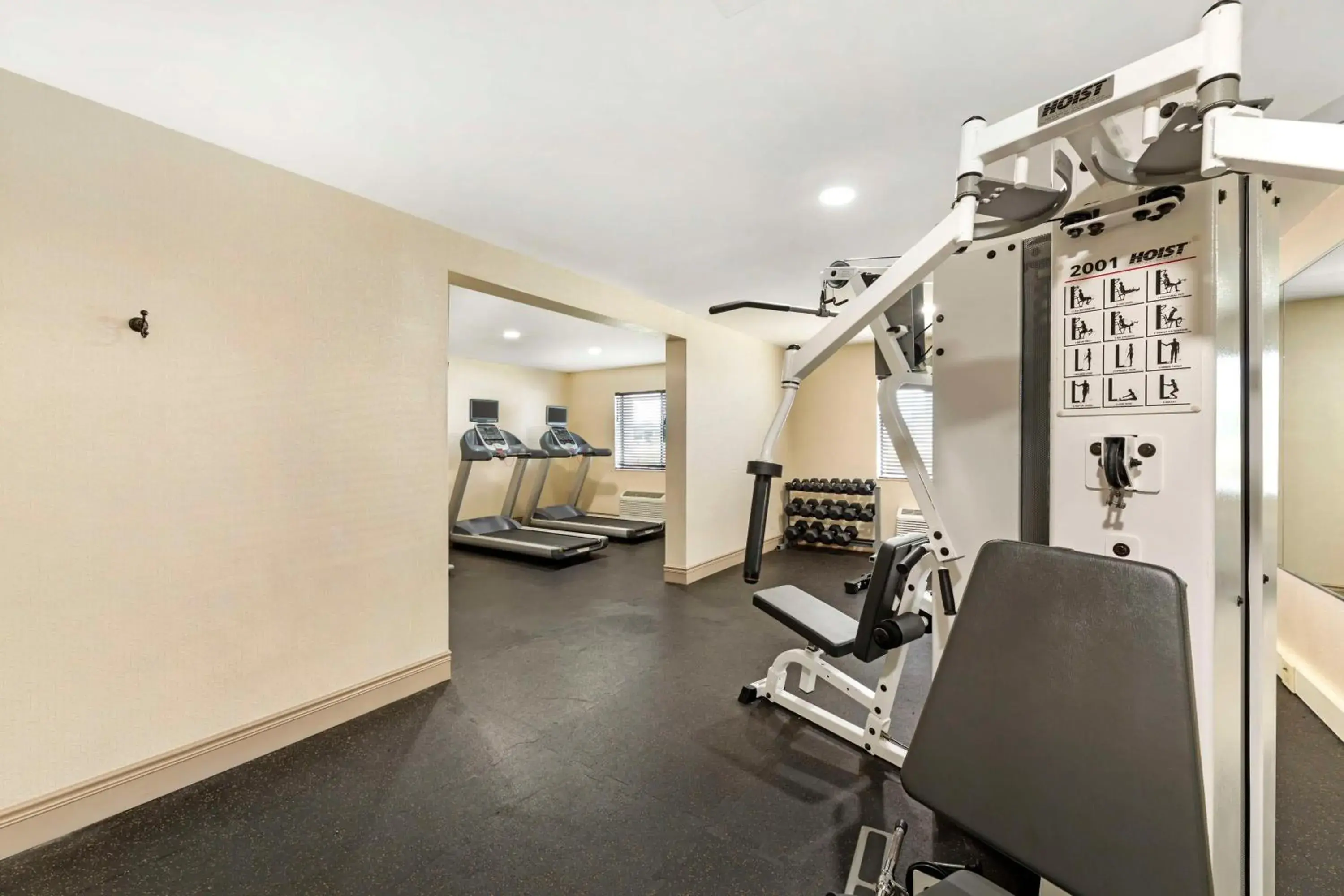 Fitness centre/facilities in Best Western Rochester Marketplace Inn Fitness centre/facilities in Best Western Rochester Marketplace Inn