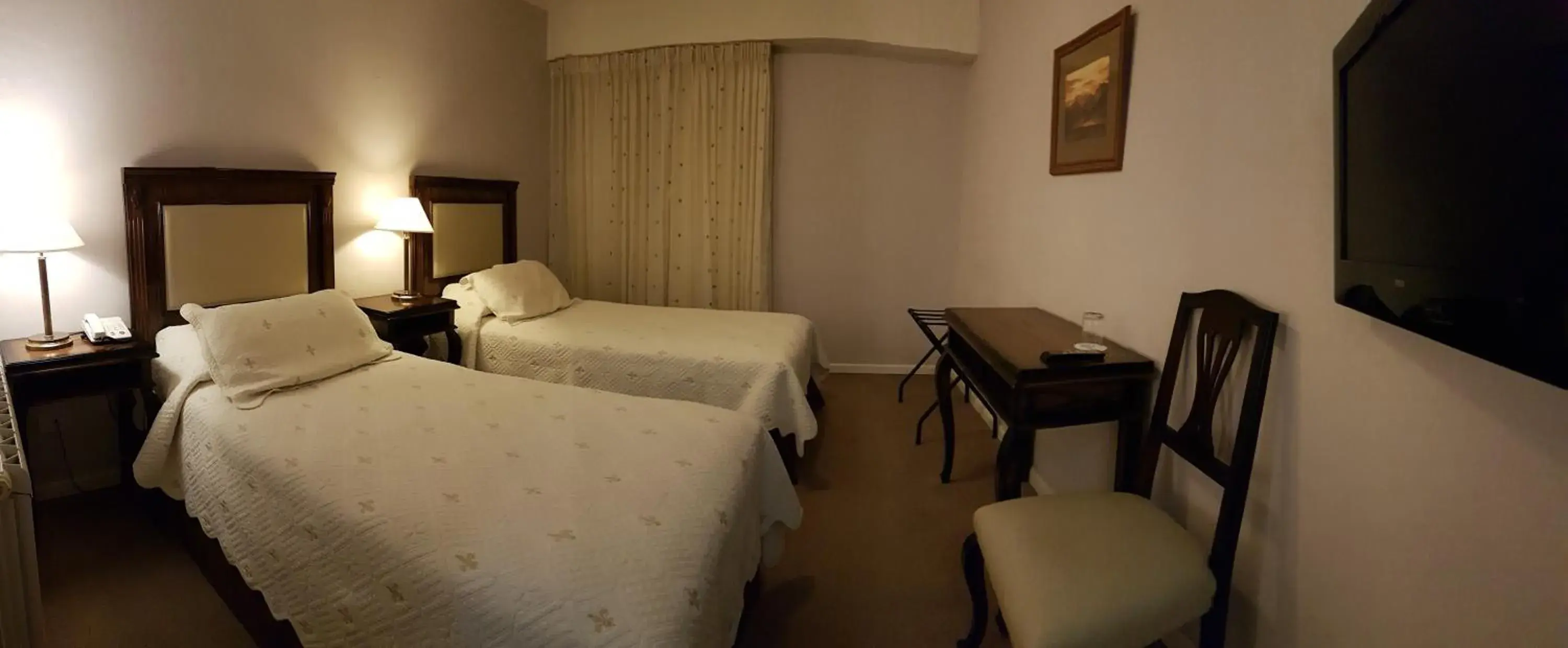 Photo of the whole room, Bed in Hotel Kapenke Photo of the whole room, Bed in Hotel Kapenke